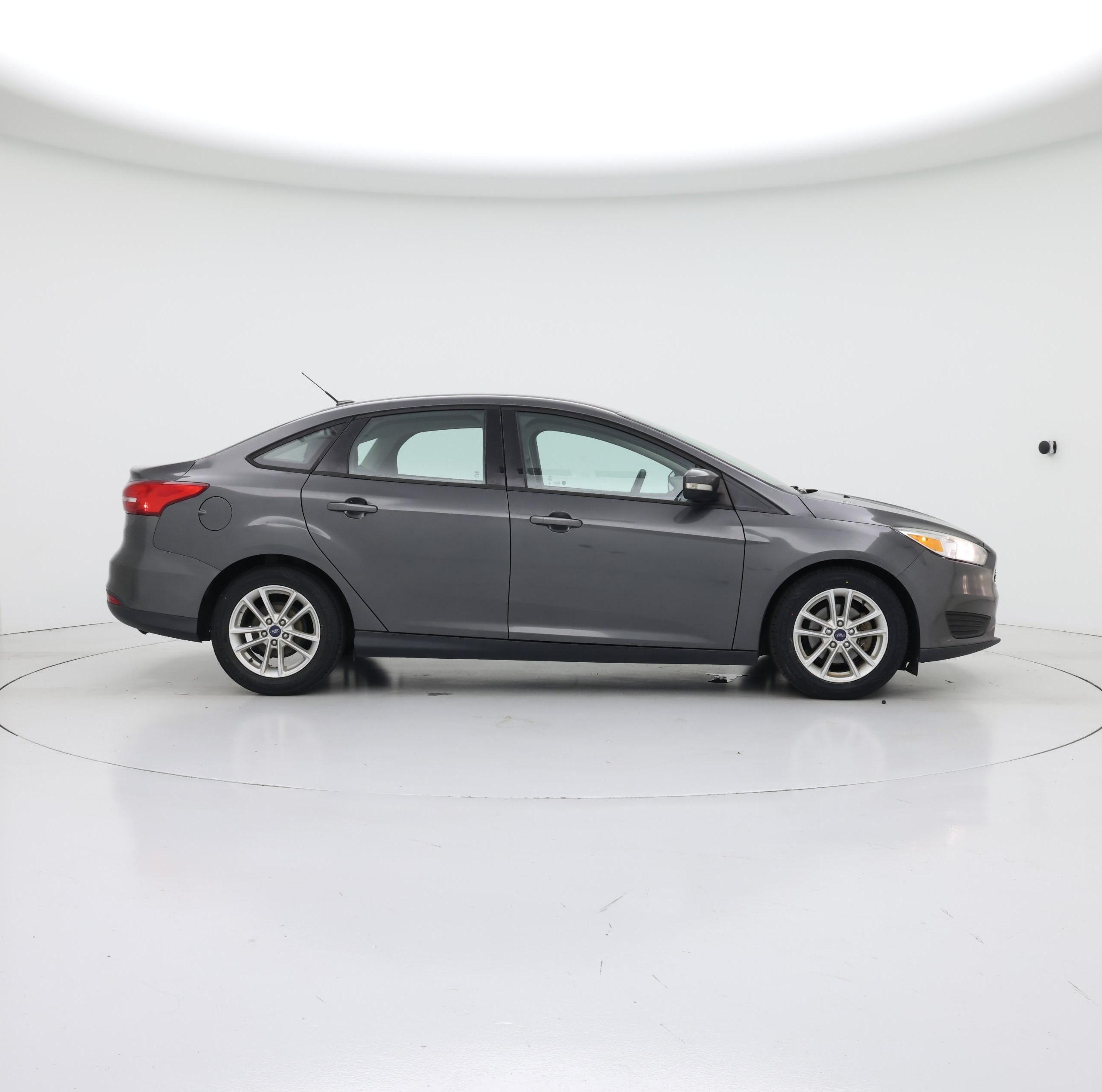 Thumbnail: 2017 Ford Focus - 7