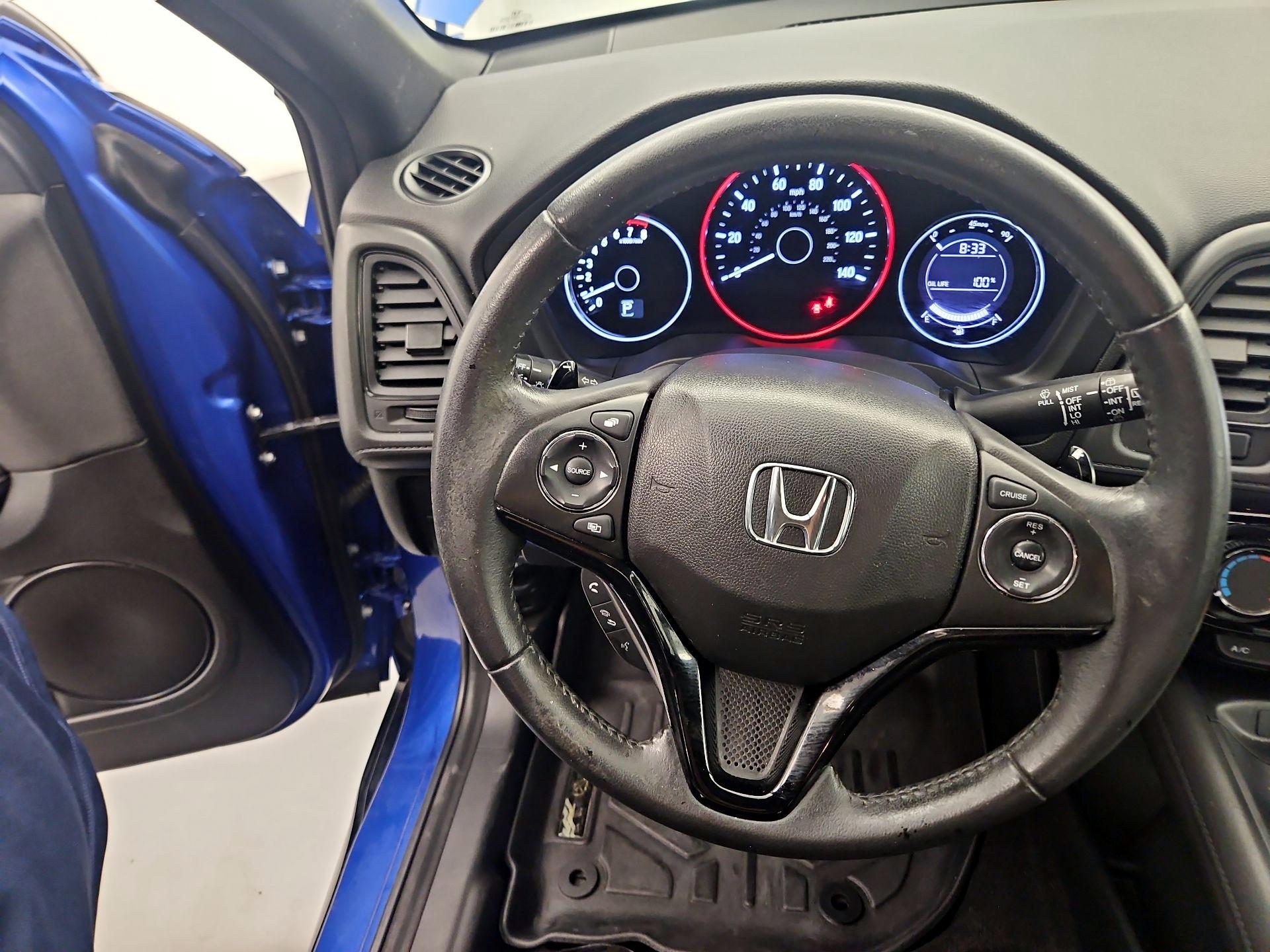 Thumbnail: 2019 Honda HR-V - 10
