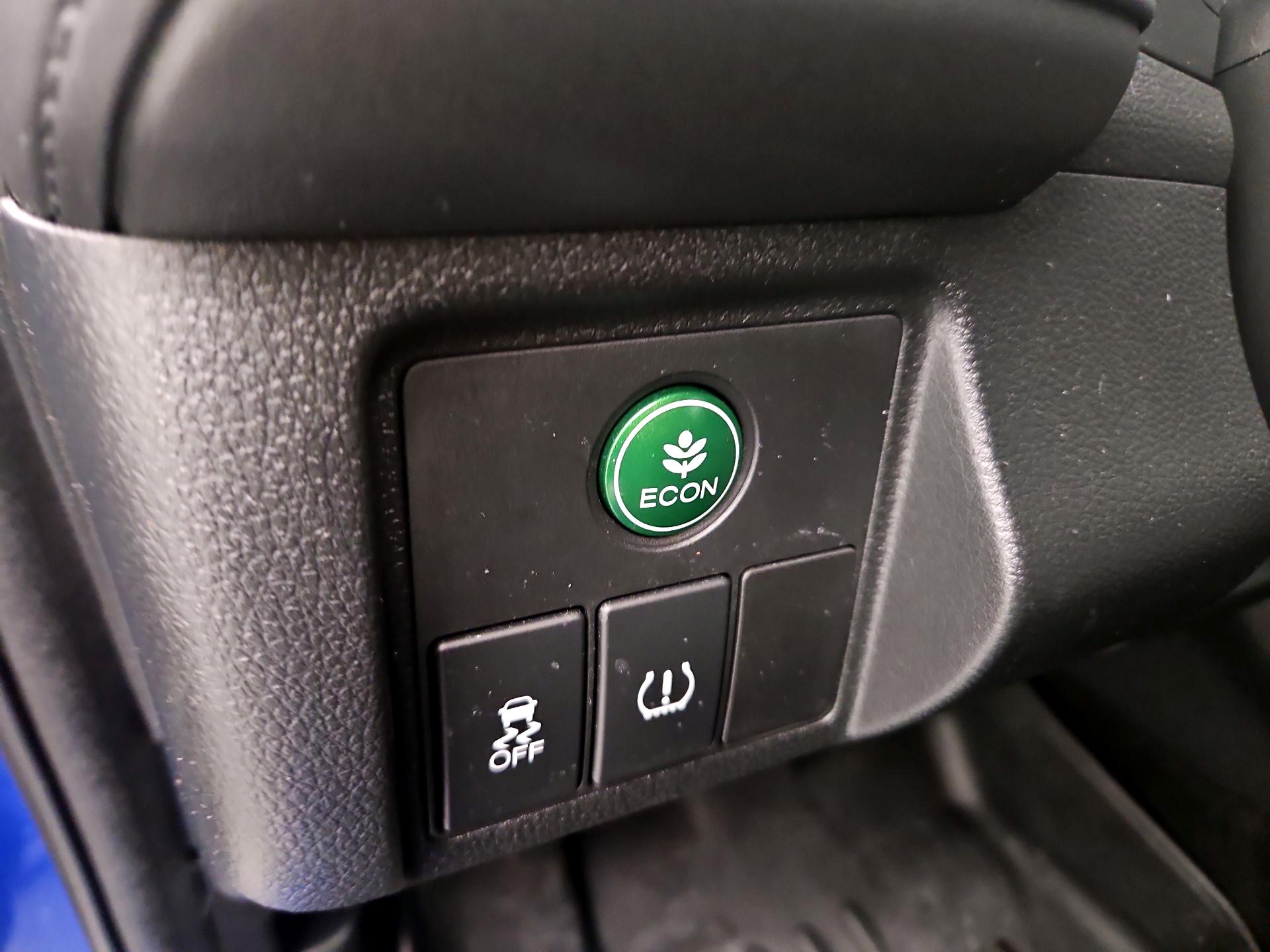 Thumbnail: 2019 Honda HR-V - 13