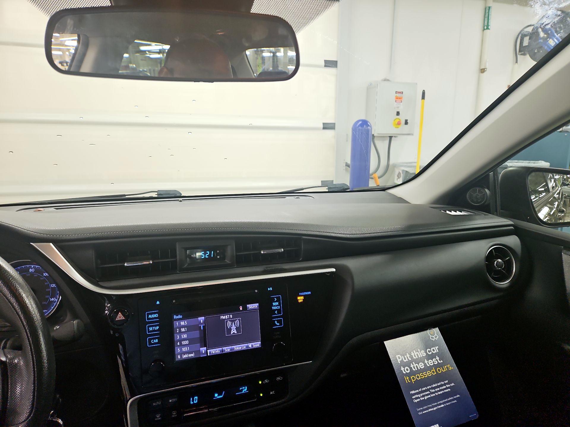 Thumbnail: 2019 Toyota Corolla - 9
