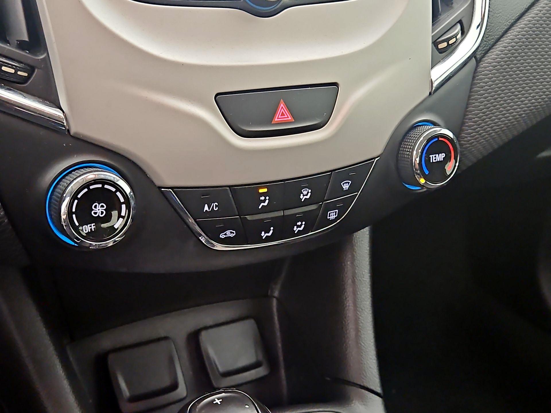 Thumbnail: 2017 Chevrolet Cruze - 16