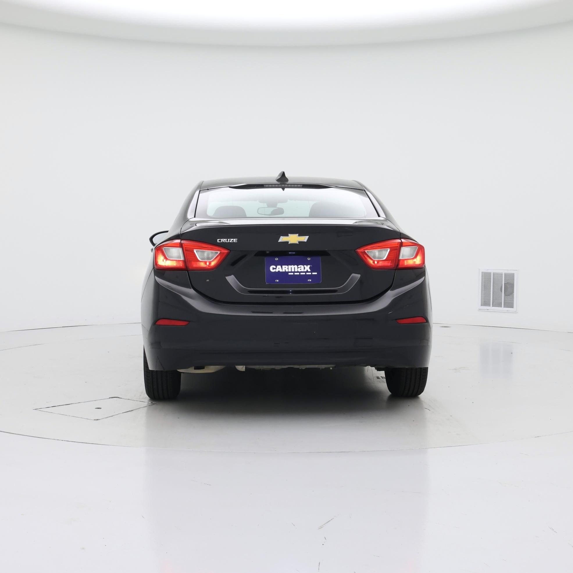 Thumbnail: 2017 Chevrolet Cruze - 6