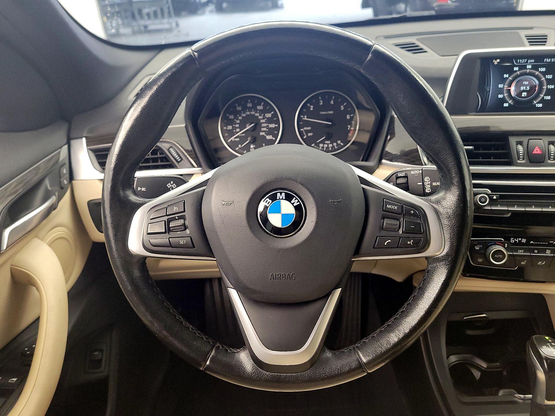 Thumbnail: 2017 BMW X1 - 10