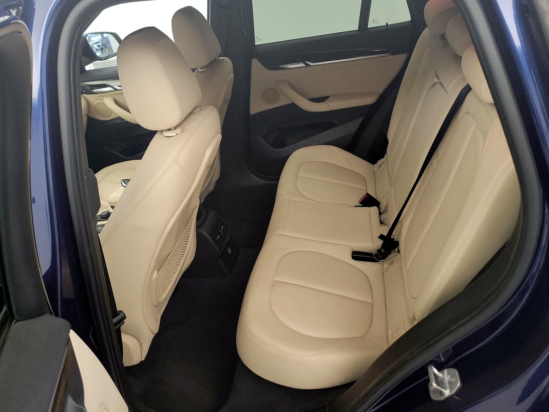 Thumbnail: 2017 BMW X1 - 18