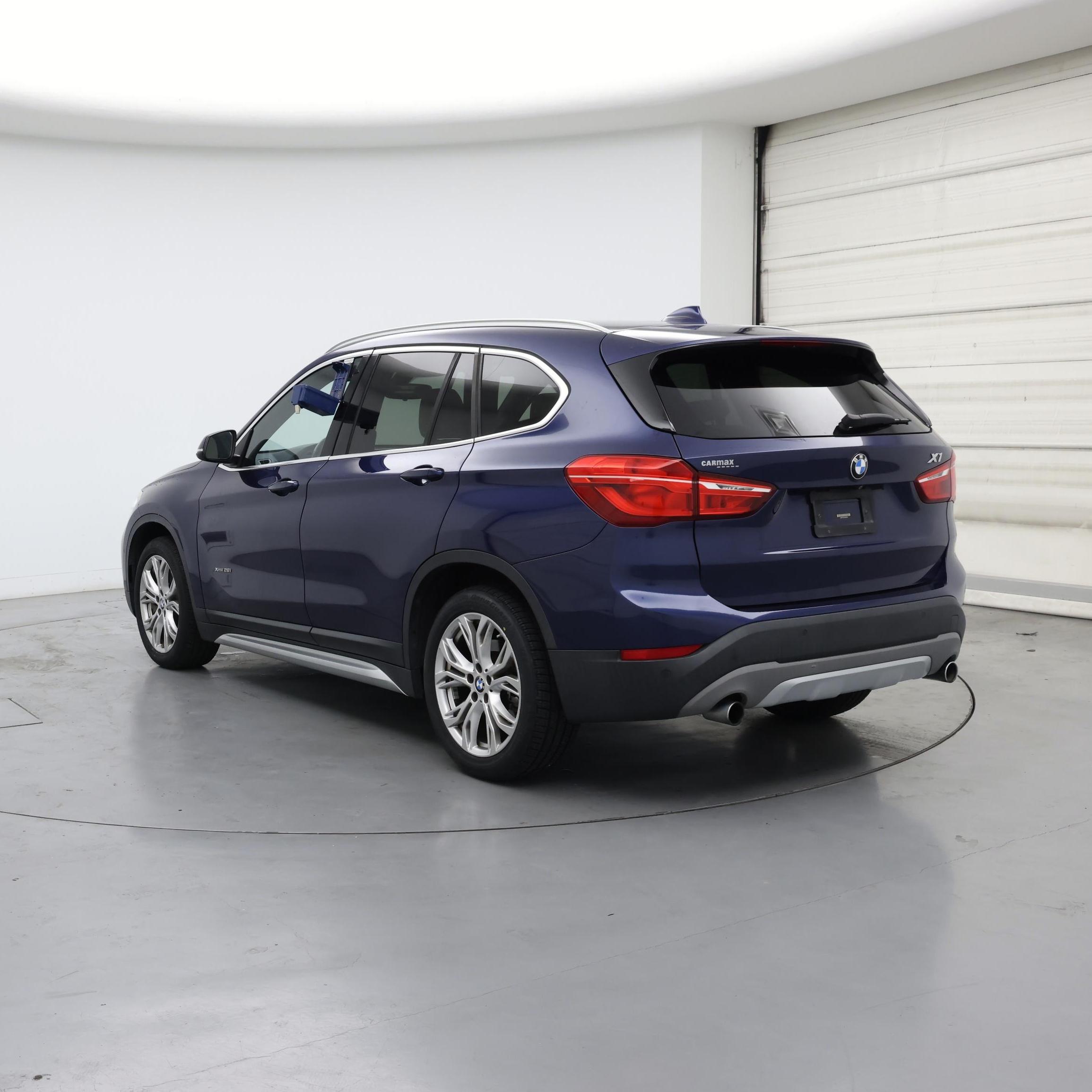 Thumbnail: 2017 BMW X1 - 2