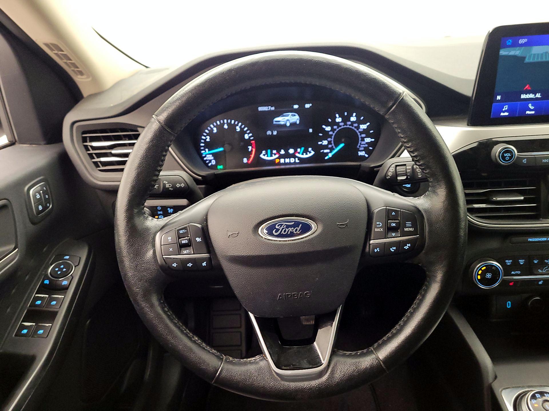 Thumbnail: 2020 Ford Escape - 10