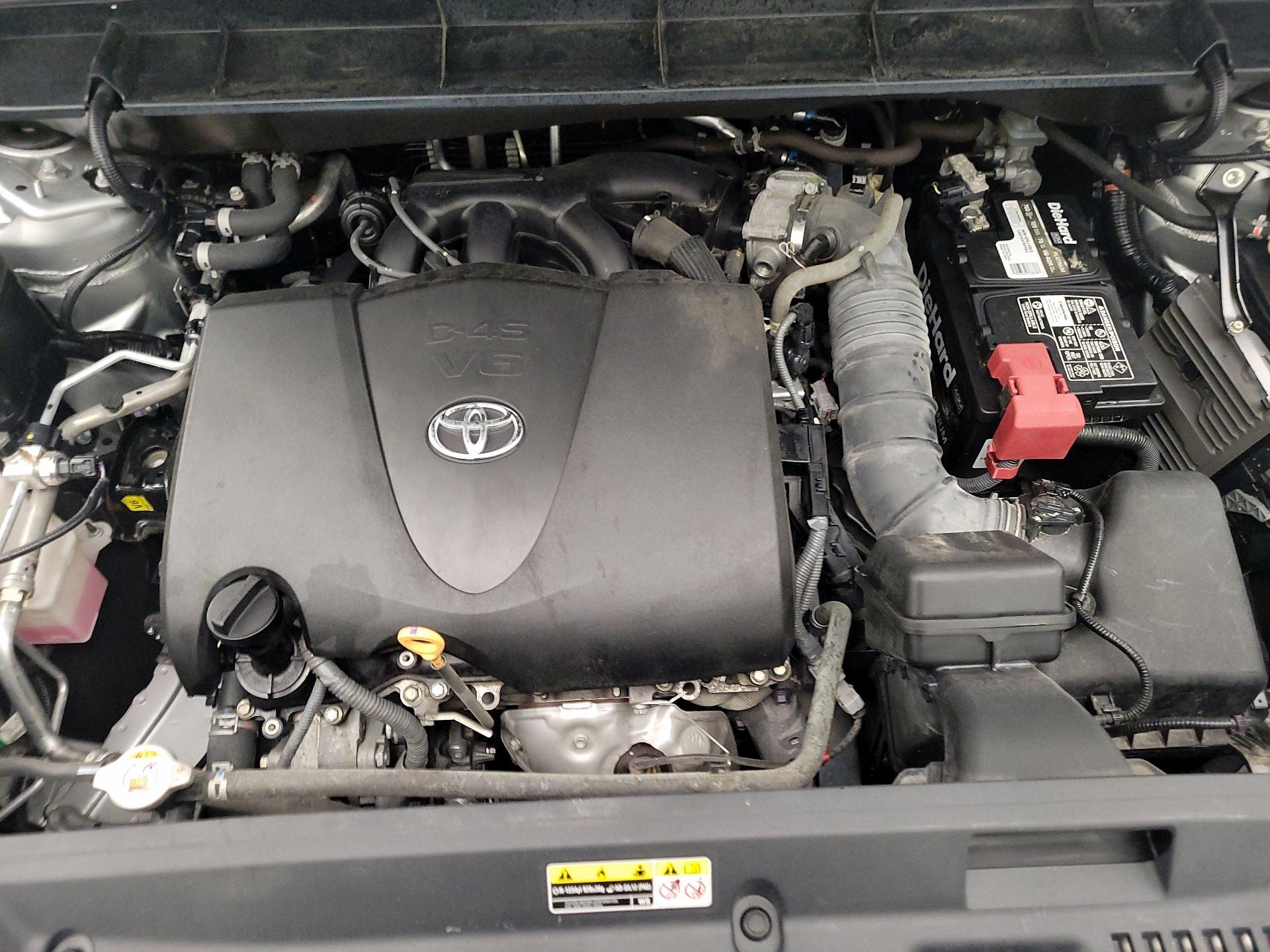 Thumbnail: 2021 Toyota Highlander - 17