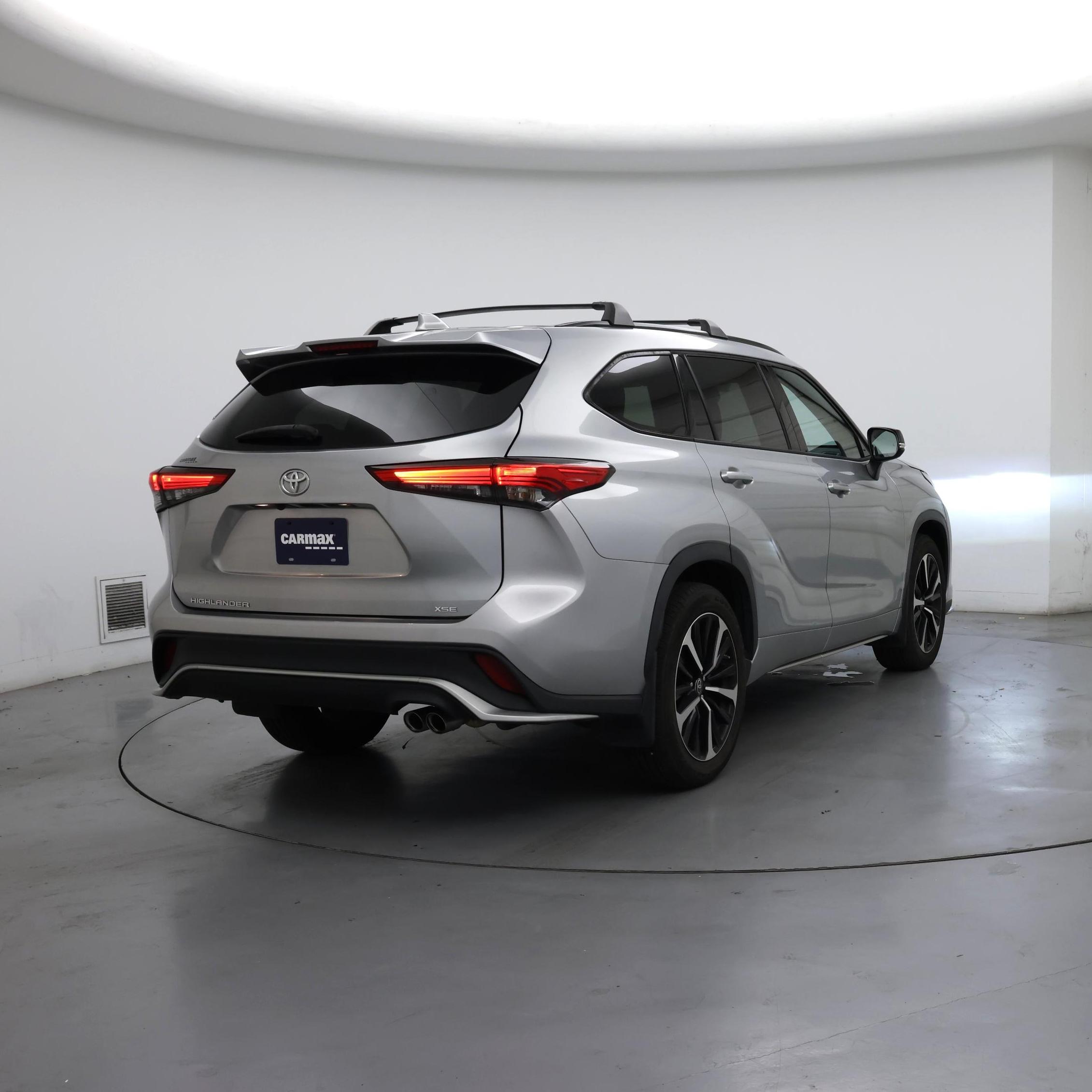 Thumbnail: 2021 Toyota Highlander - 8