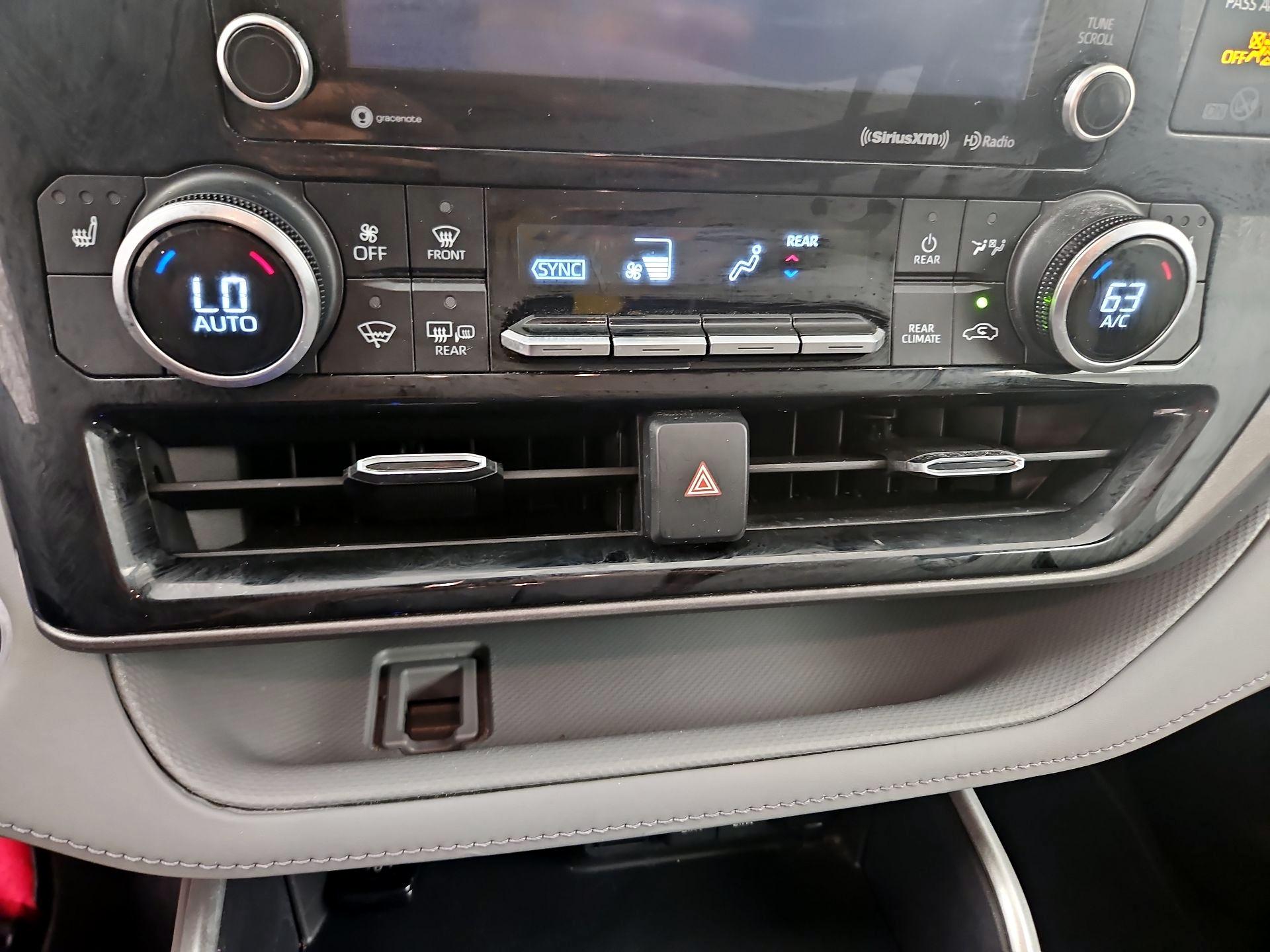 Thumbnail: 2021 Toyota Highlander - 16