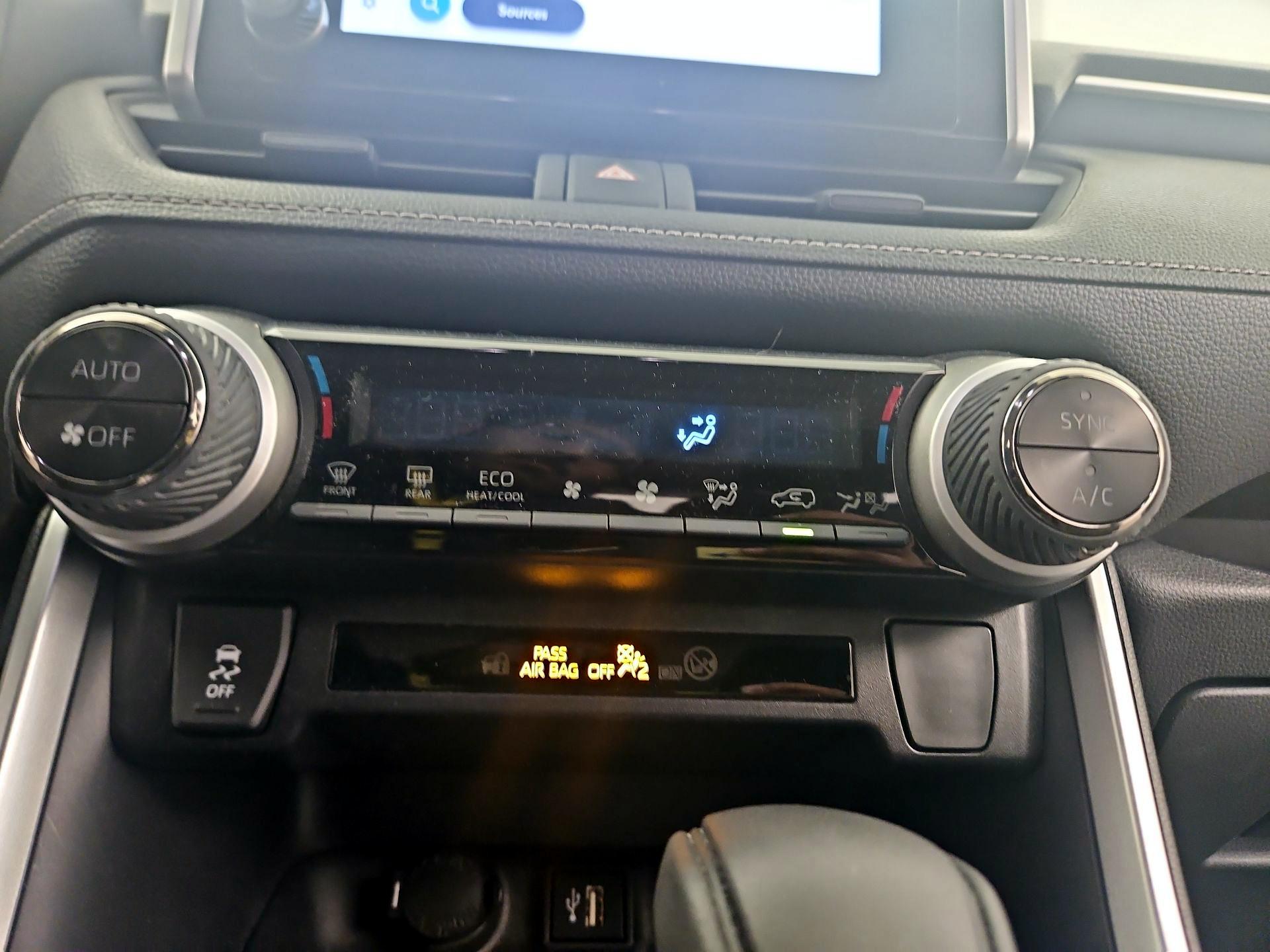 Thumbnail: 2024 Toyota RAV4 - 16