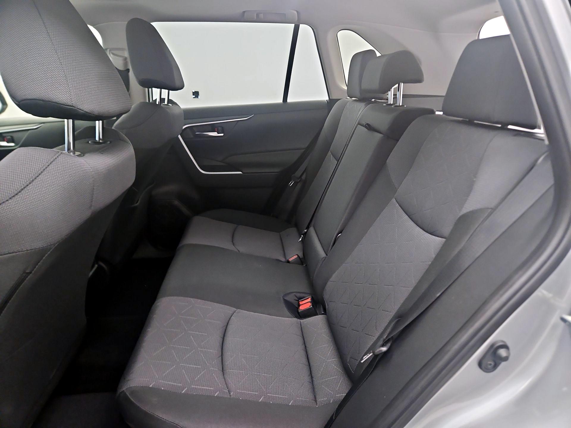 Thumbnail: 2024 Toyota RAV4 - 20