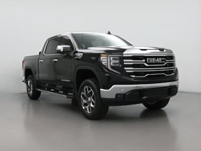 Black 2022 GMC Sierra 1500 SLT