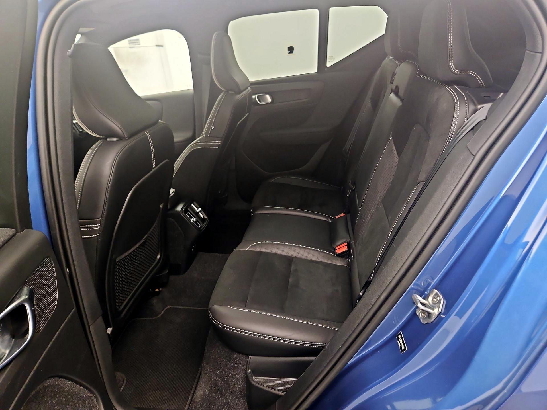 Thumbnail: 2021 Volvo XC40 - 20
