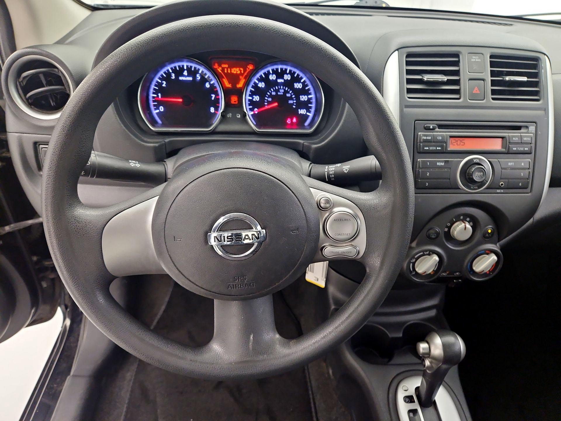 Thumbnail: 2014 Nissan Versa - 10
