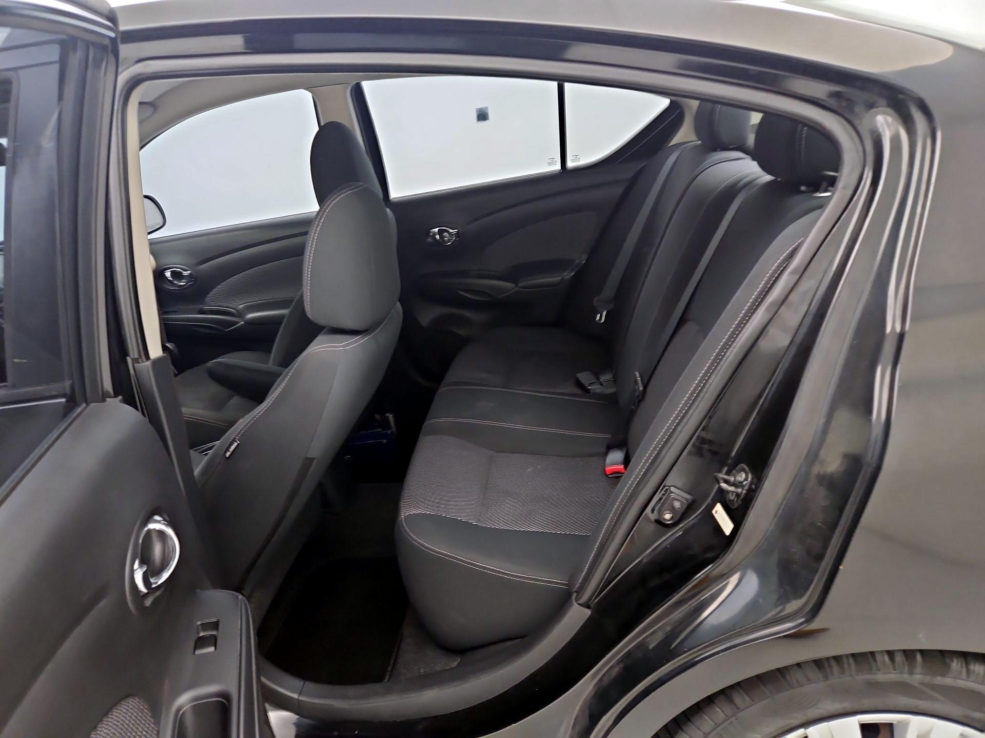 Thumbnail: 2014 Nissan Versa - 18