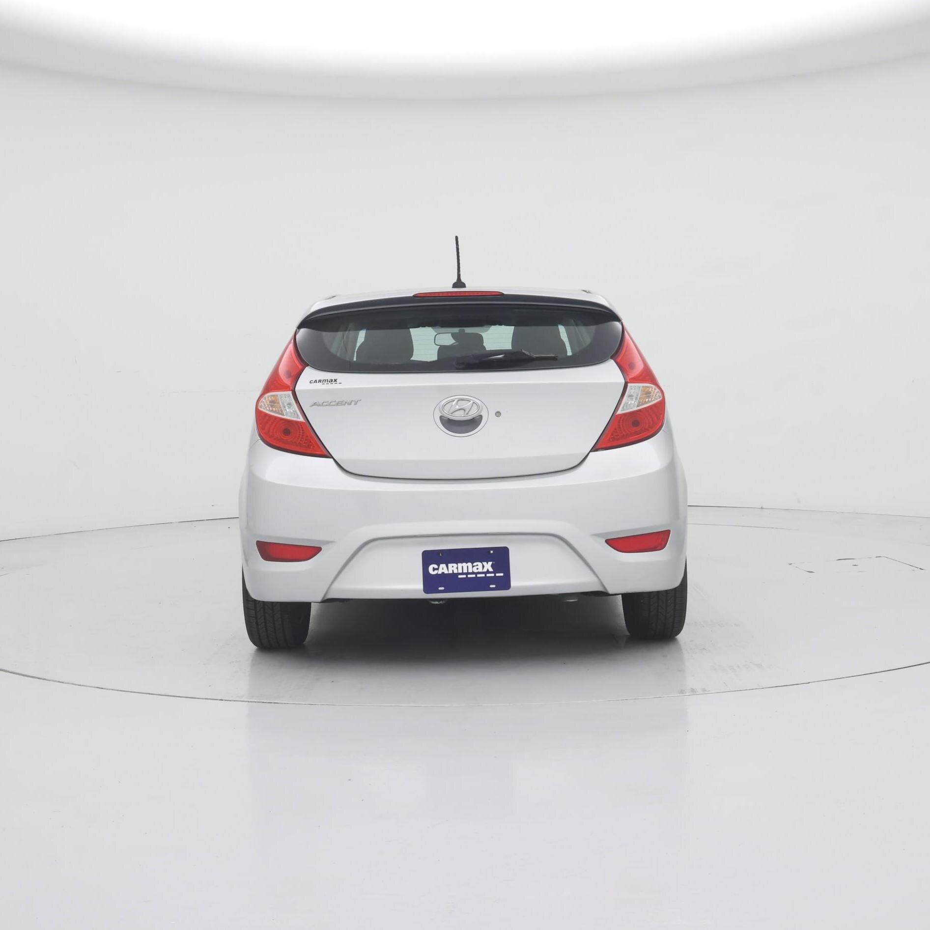 Thumbnail: 2017 Hyundai Accent - 6