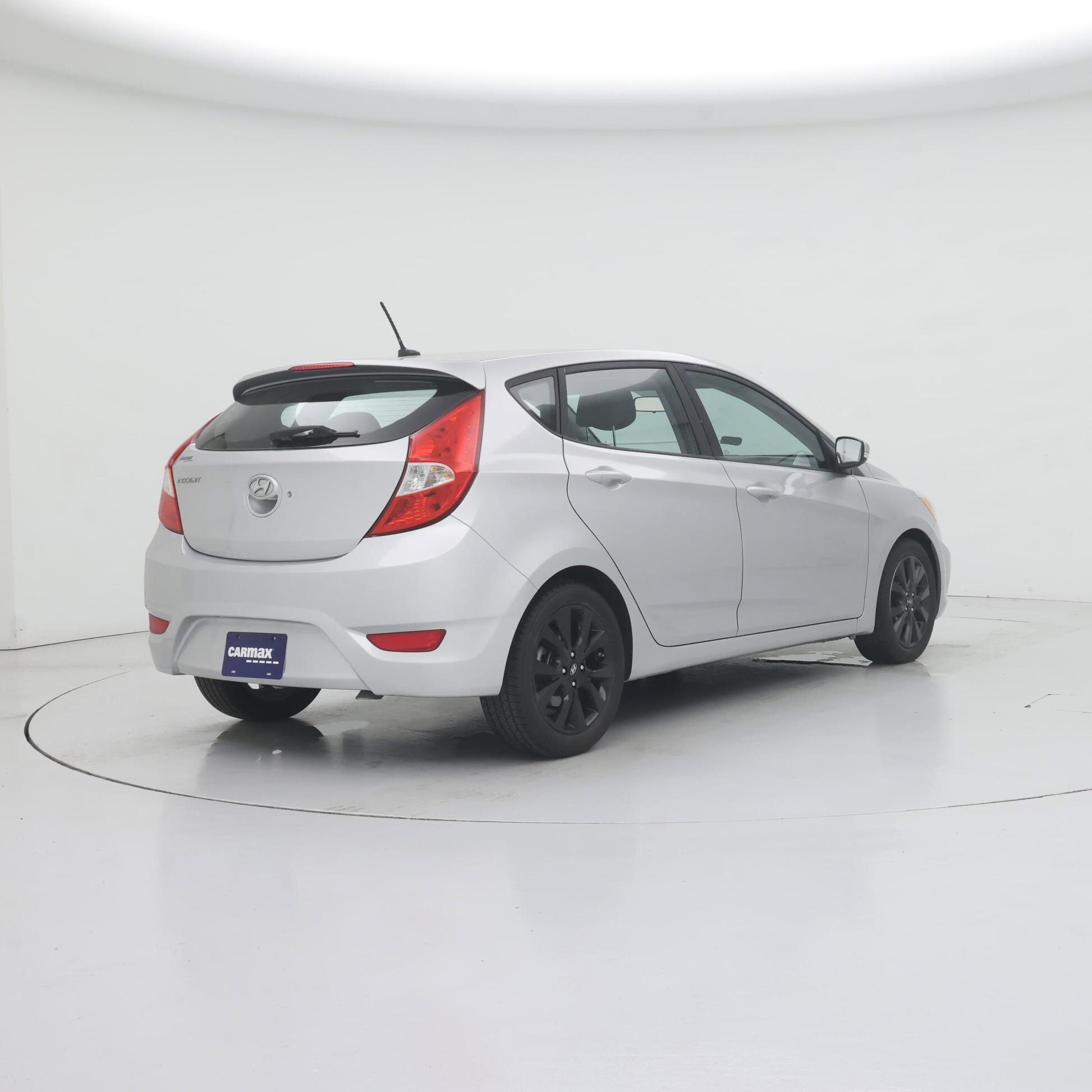 Thumbnail: 2017 Hyundai Accent - 8