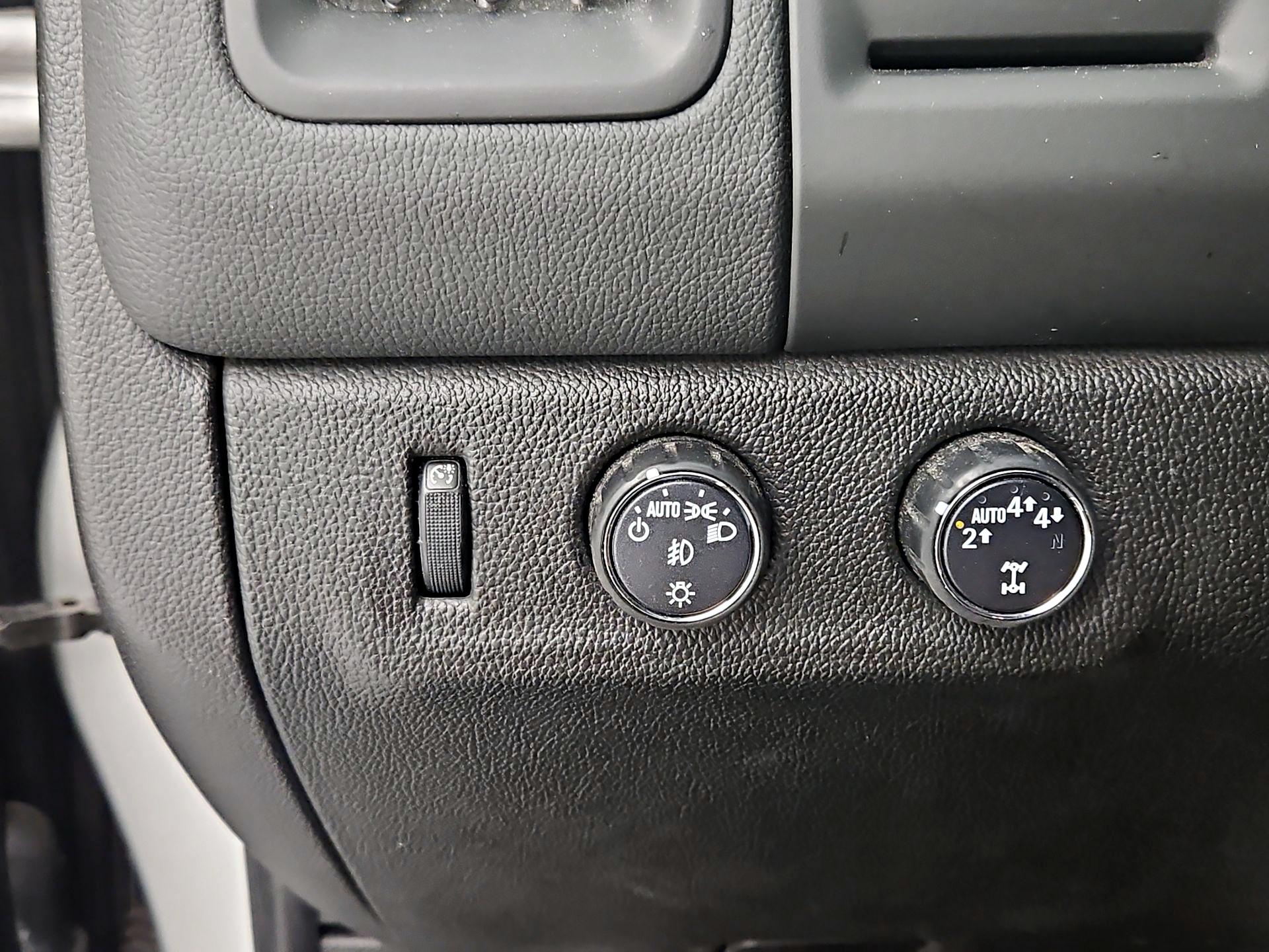 Thumbnail: 2020 Chevrolet Colorado - 13