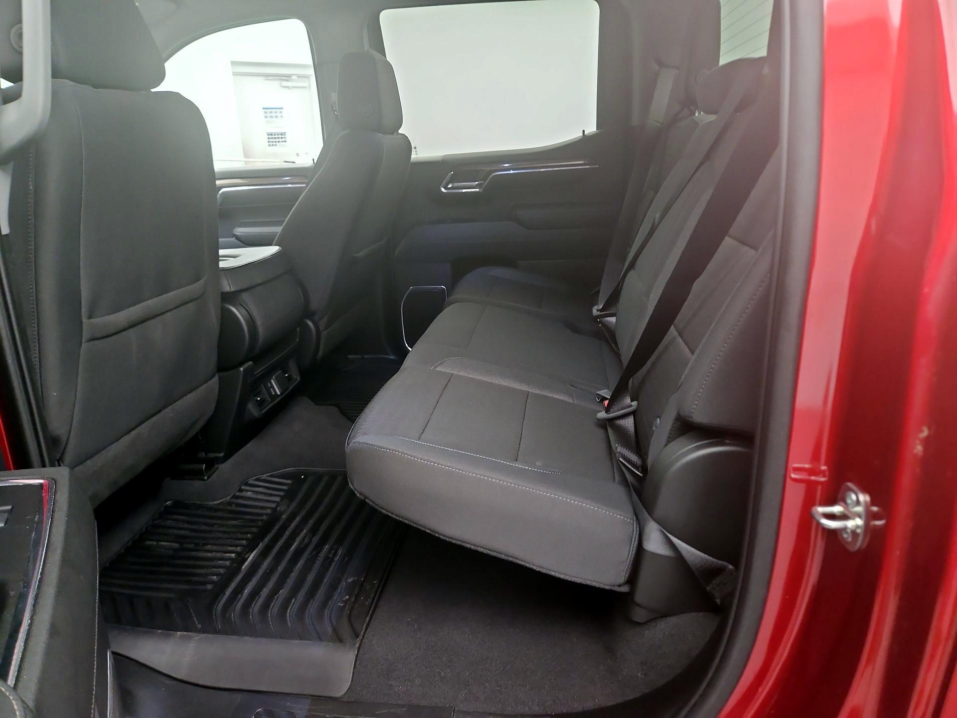 Thumbnail: 2024 Chevrolet Silverado 1500 - 19