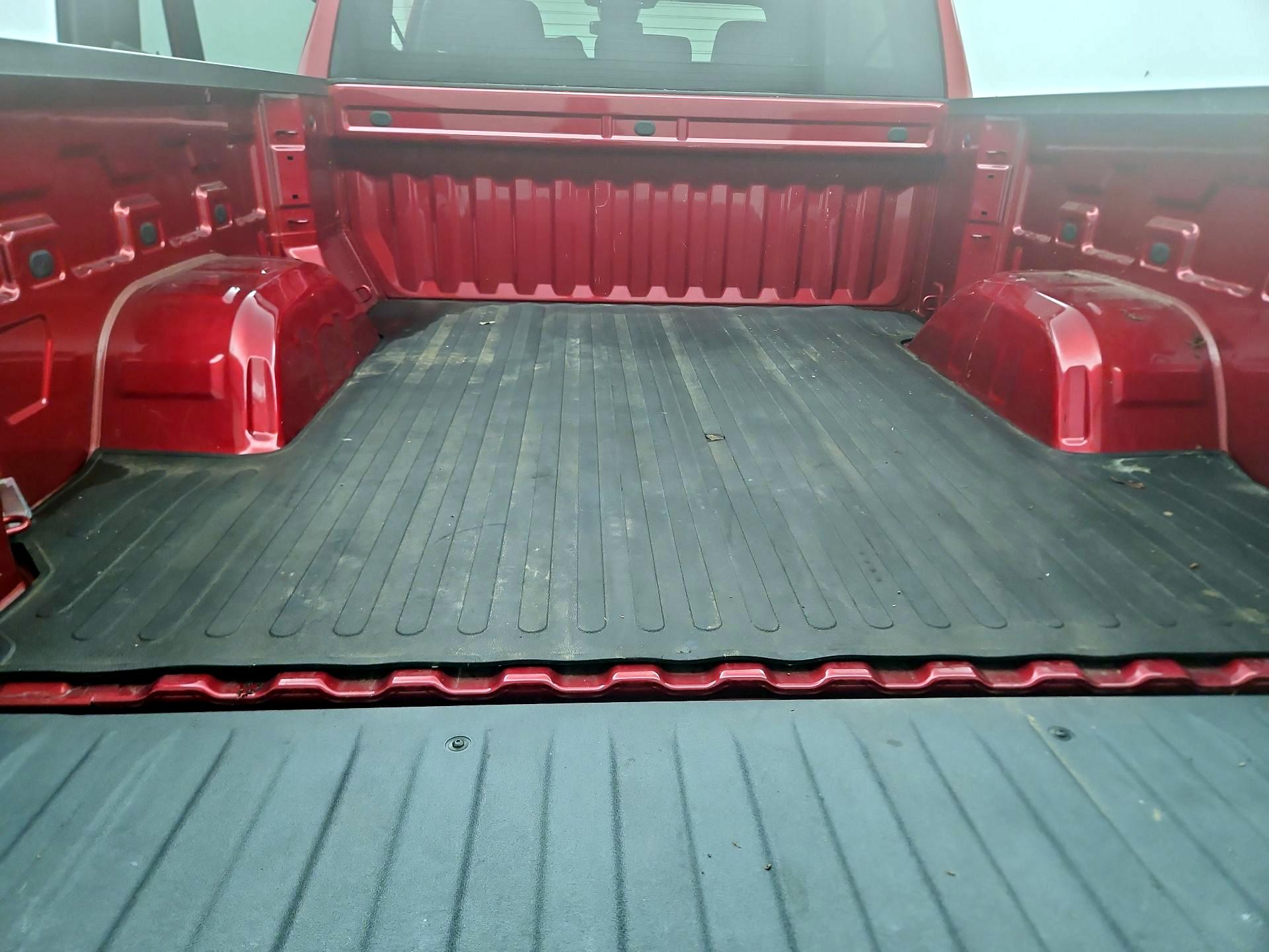 Thumbnail: 2024 Chevrolet Silverado 1500 - 20