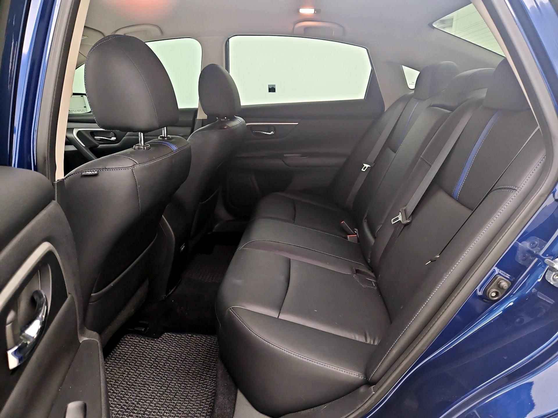 Thumbnail: 2018 Nissan Altima - 20