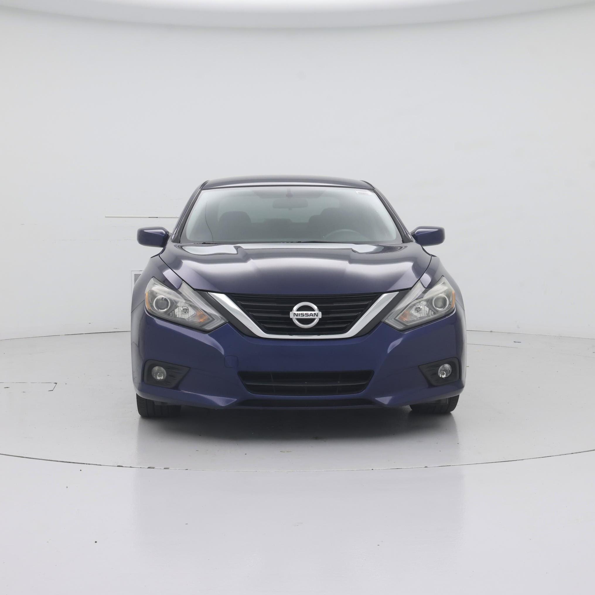 Thumbnail: 2018 Nissan Altima - 5
