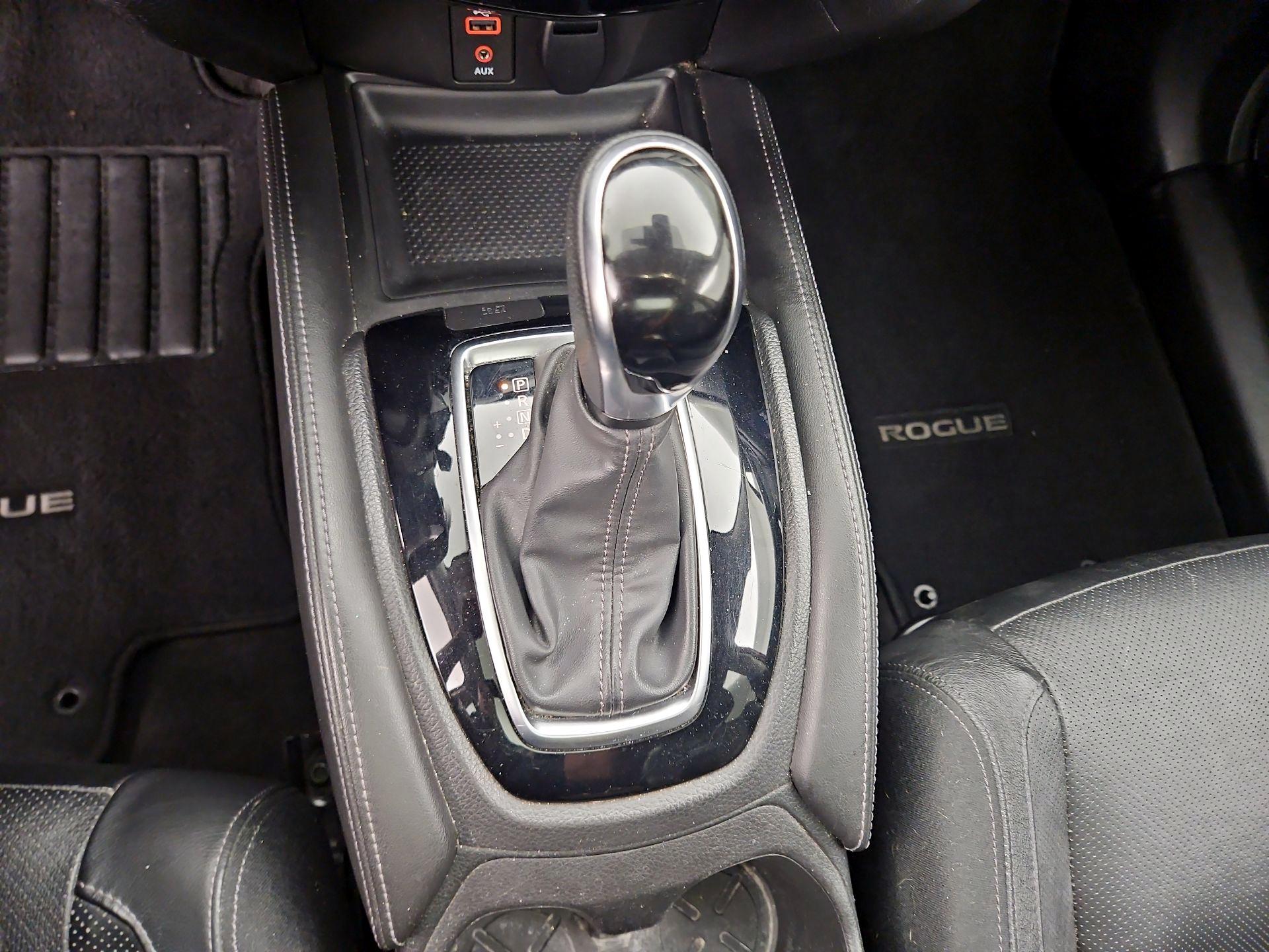 Thumbnail: 2017 Nissan Rogue - 17