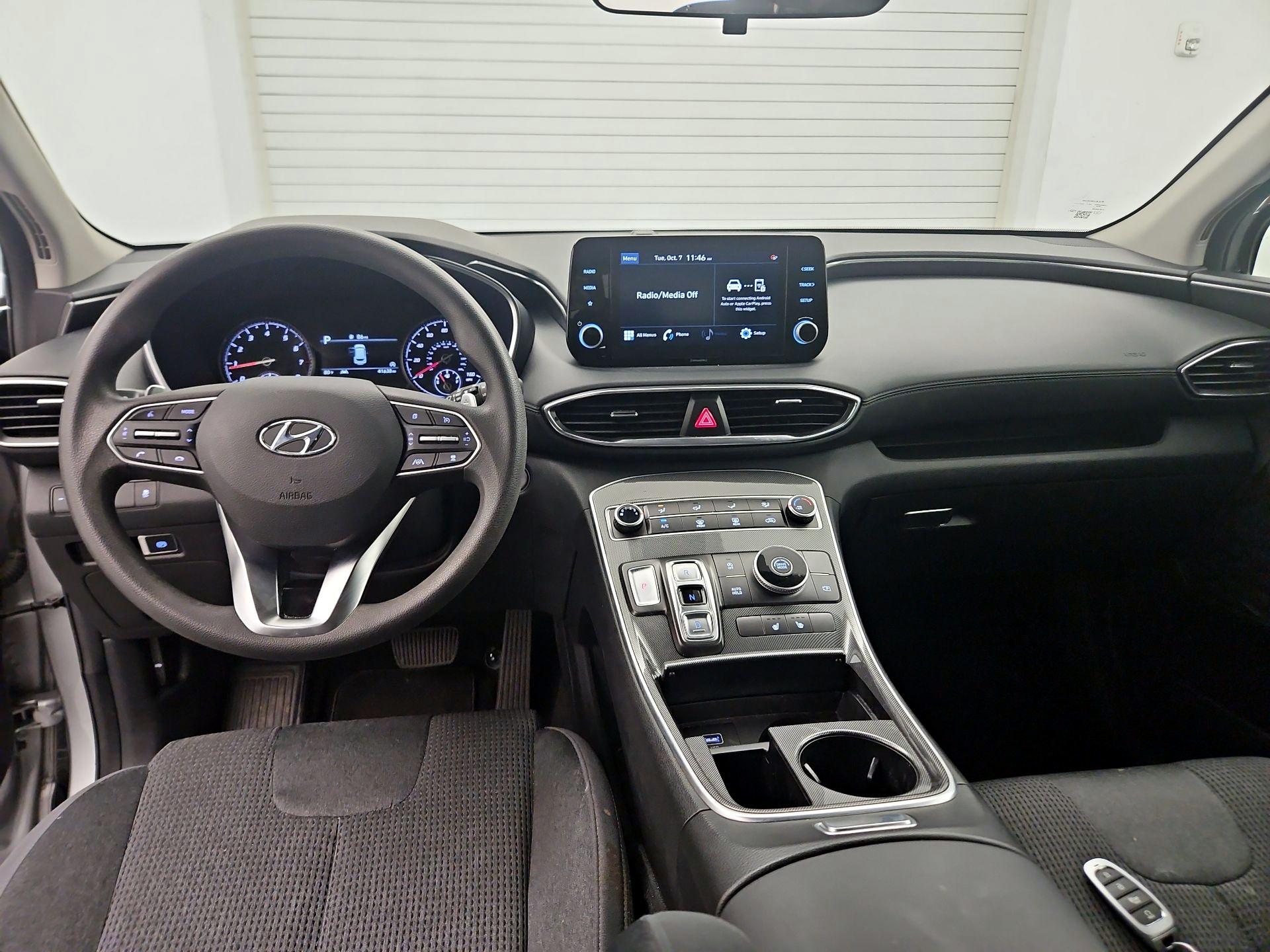 Thumbnail: 2022 Hyundai Santa Fe - 9