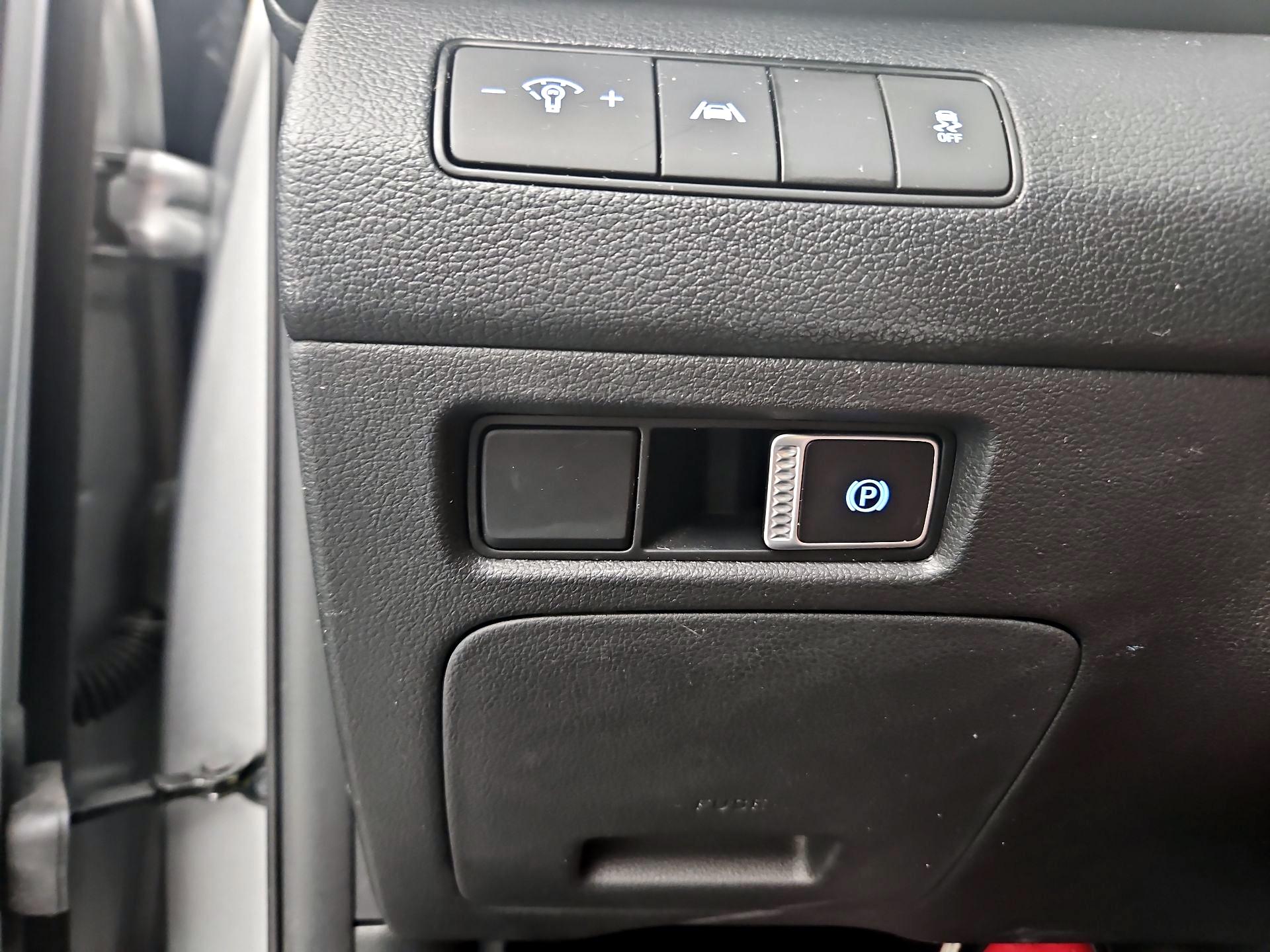 Thumbnail: 2022 Hyundai Santa Fe - 13