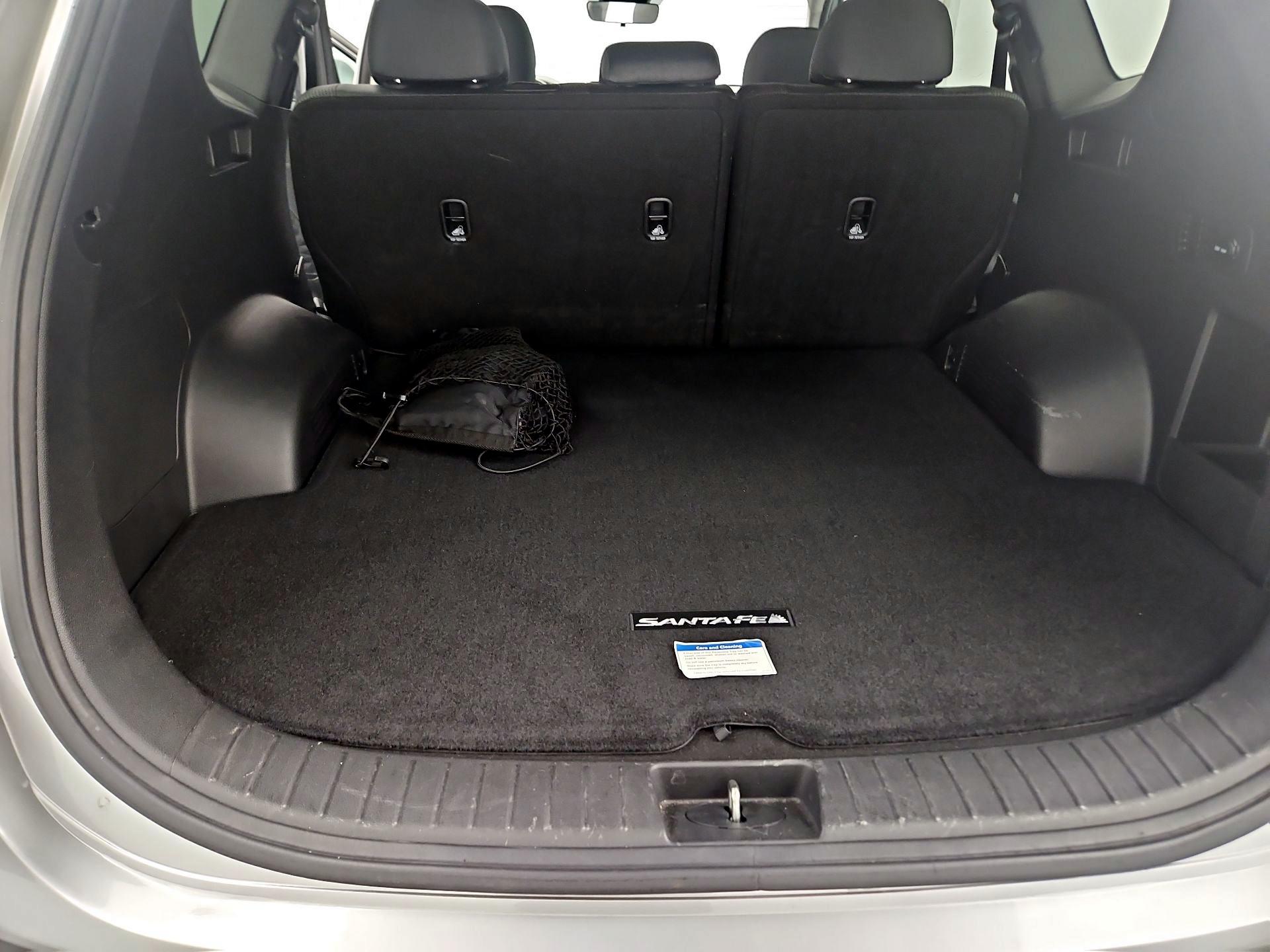 Thumbnail: 2022 Hyundai Santa Fe - 19