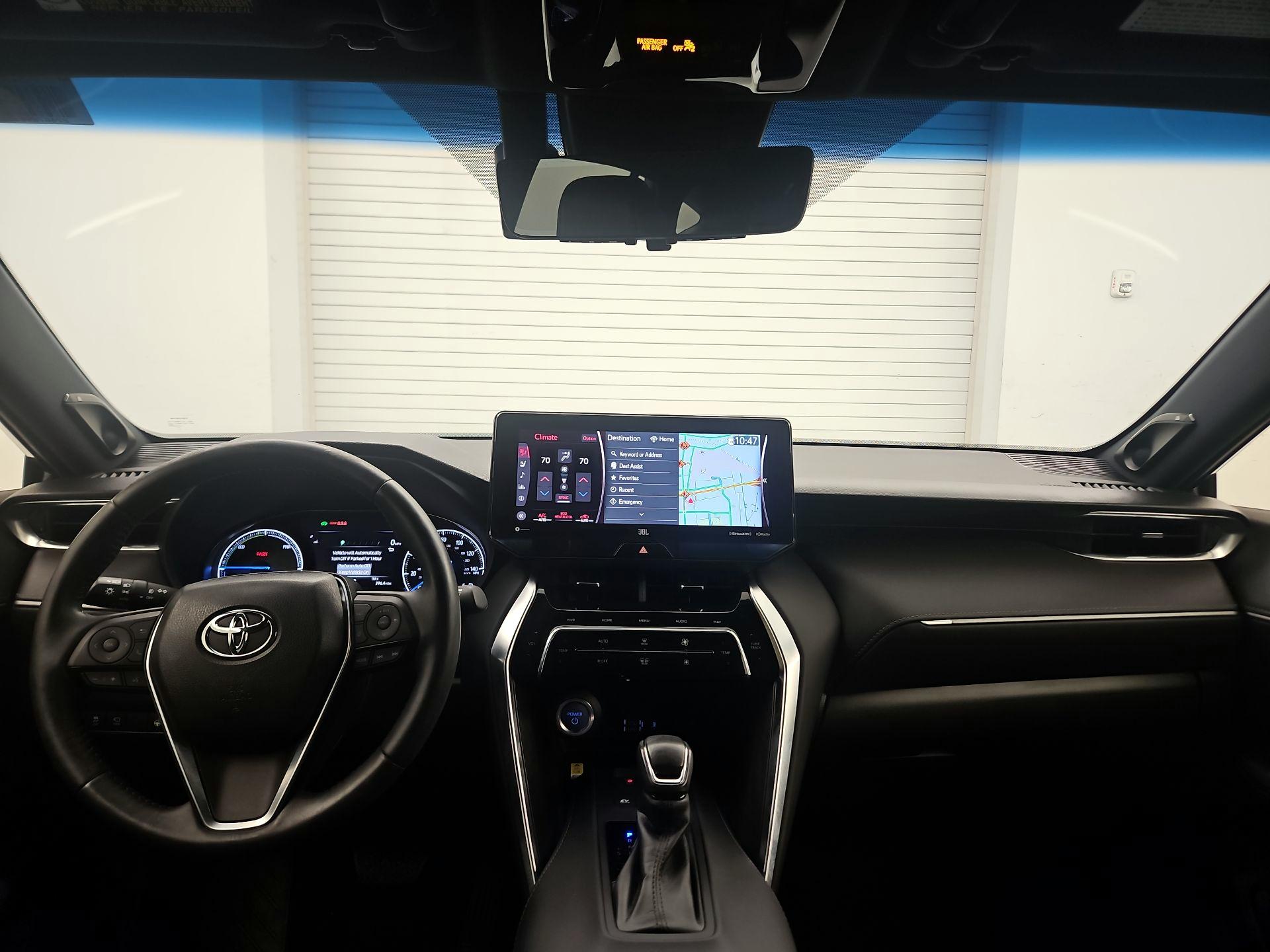 Thumbnail: 2022 Toyota Venza - 9