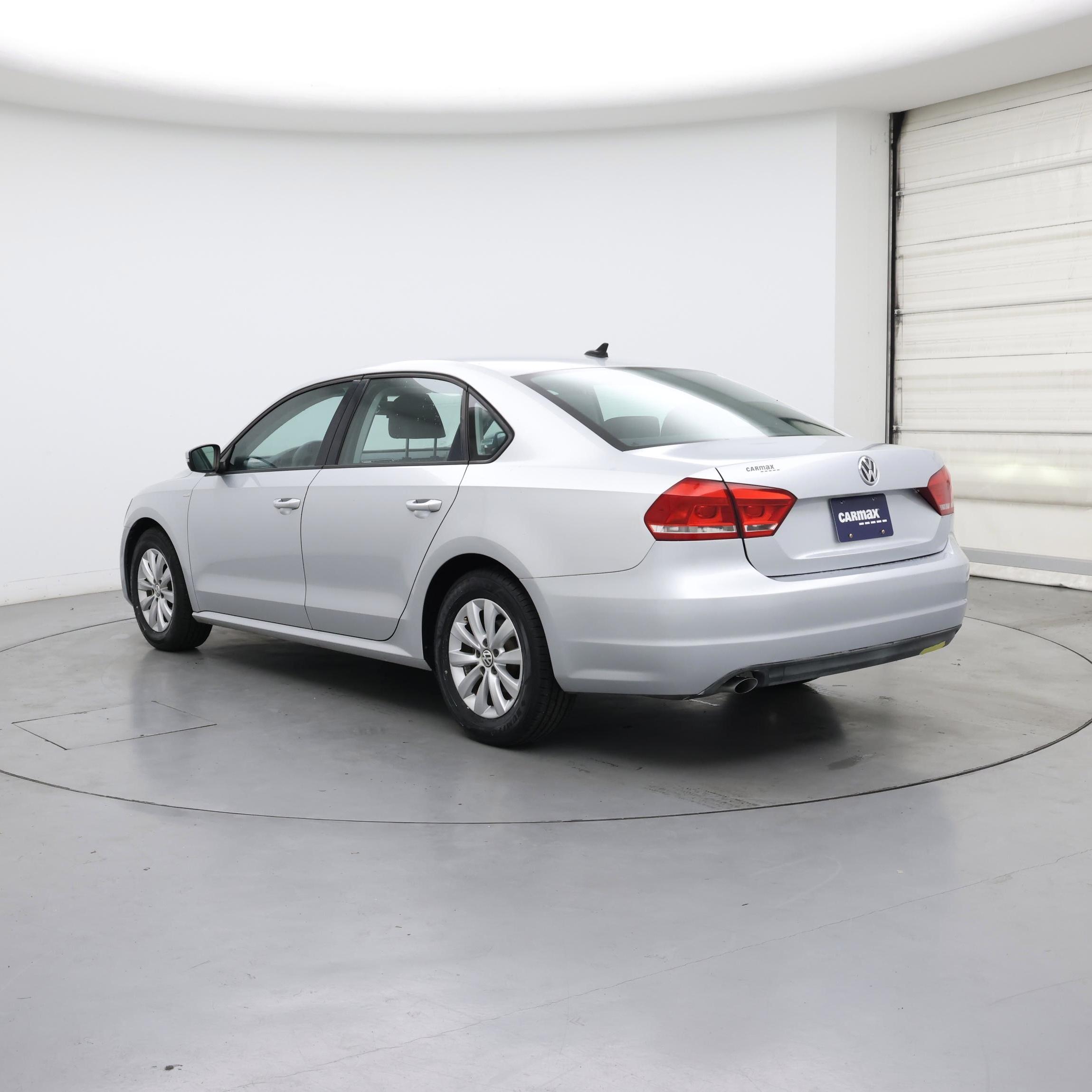 Thumbnail: 2015 Volkswagen Passat - 2