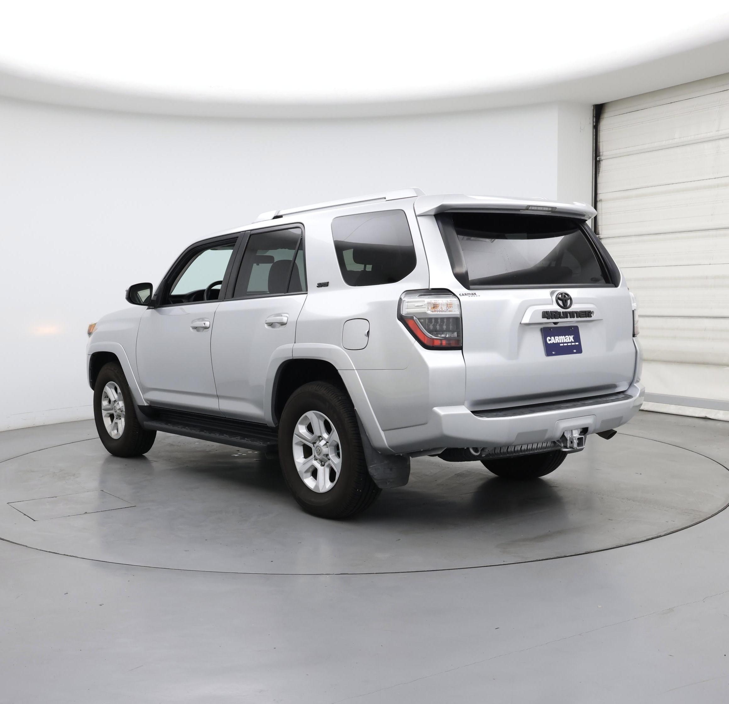 Thumbnail: 2017 Toyota 4Runner - 2