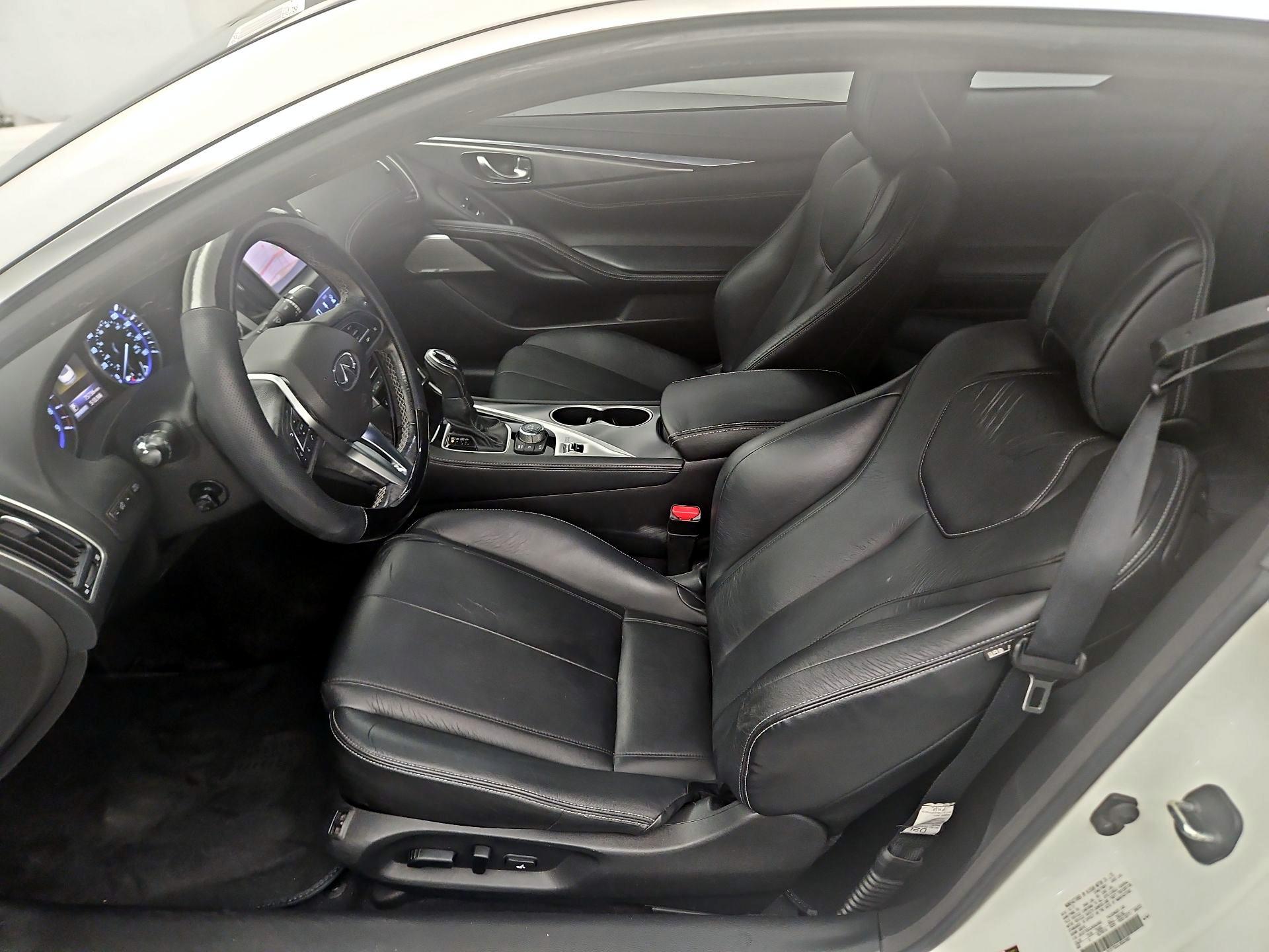 Thumbnail: 2018 INFINITI Q60 - 11