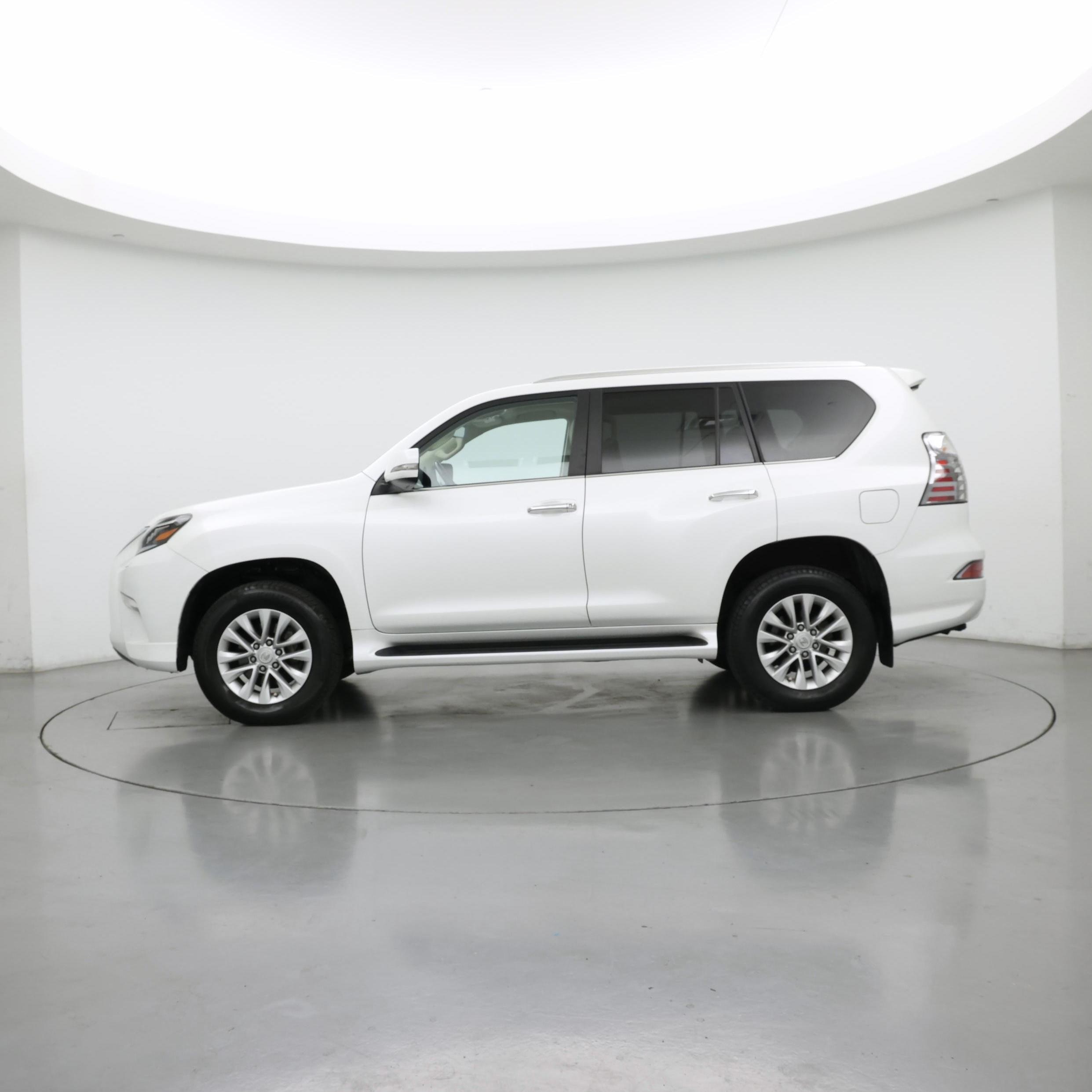 Thumbnail: 2022 Lexus GX - 3