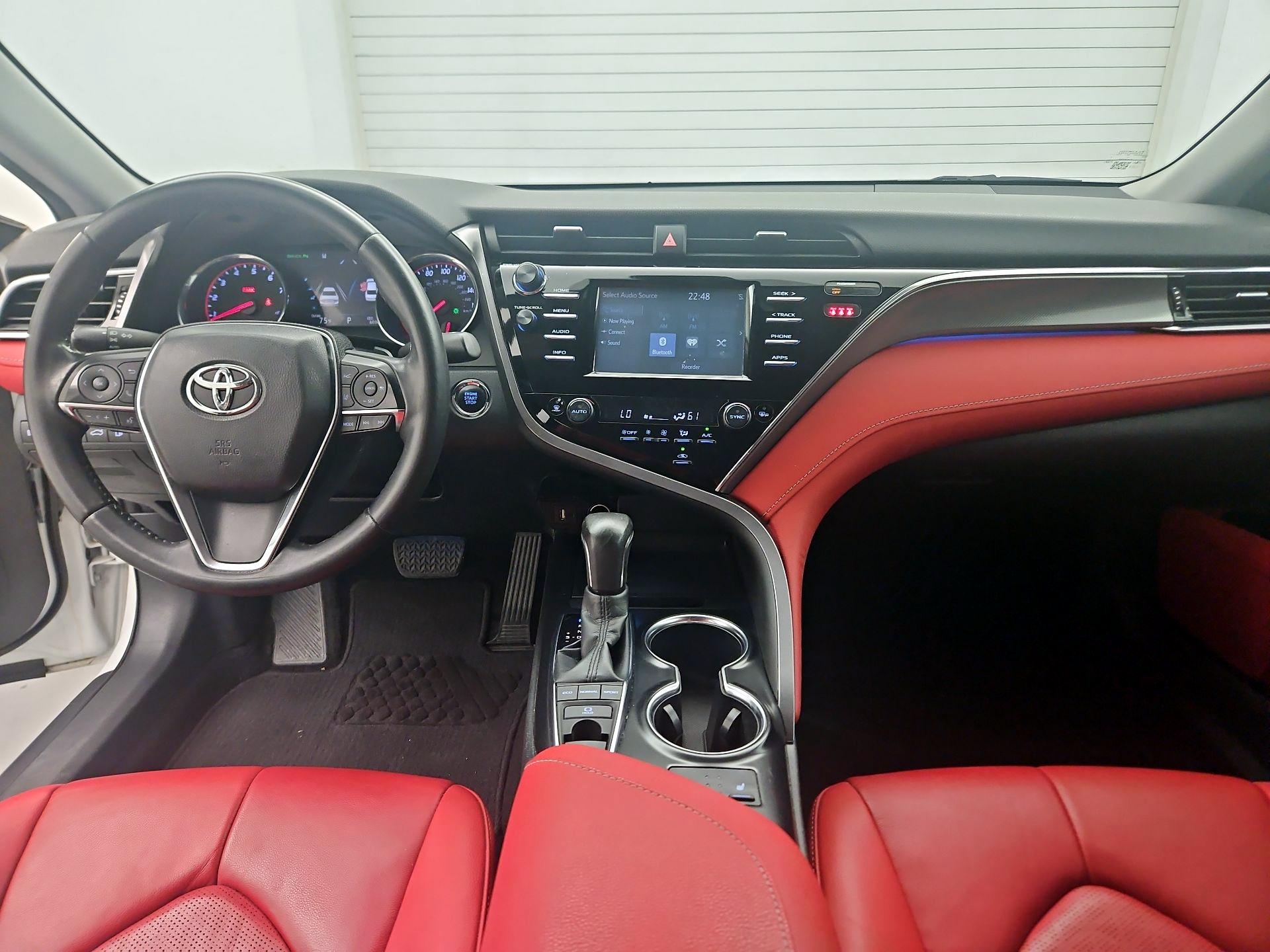 Thumbnail: 2018 Toyota Camry - 9