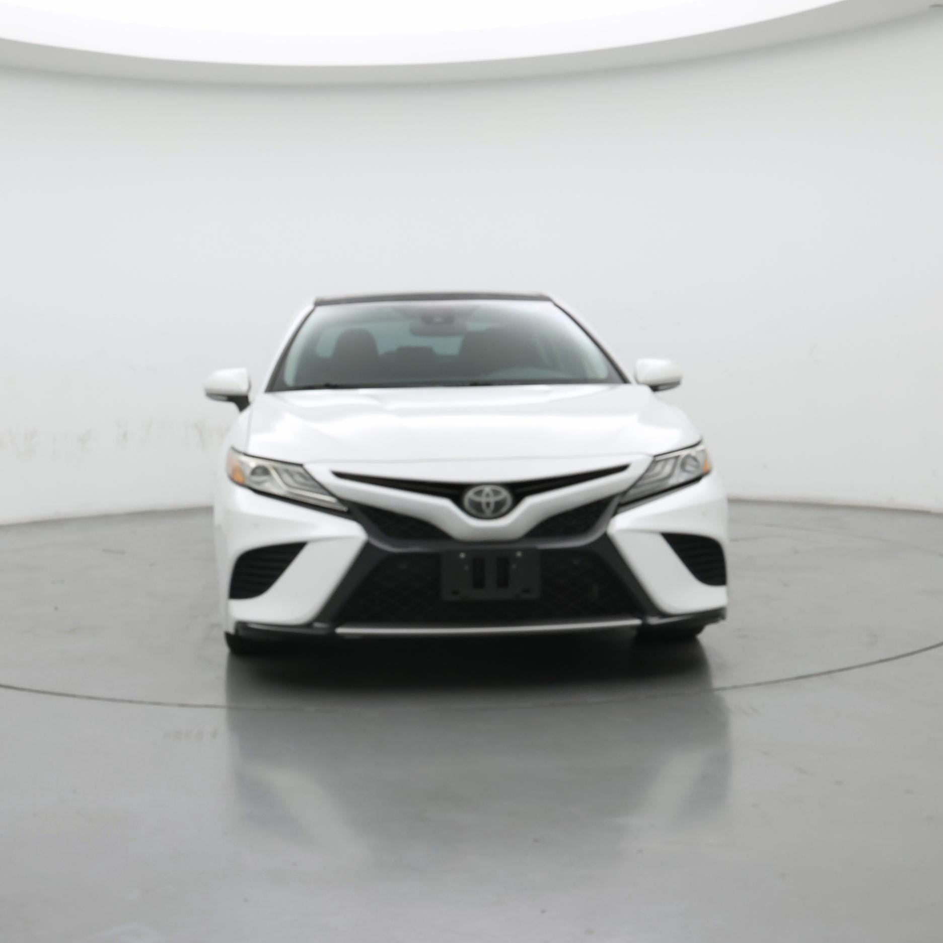 Thumbnail: 2018 Toyota Camry - 5