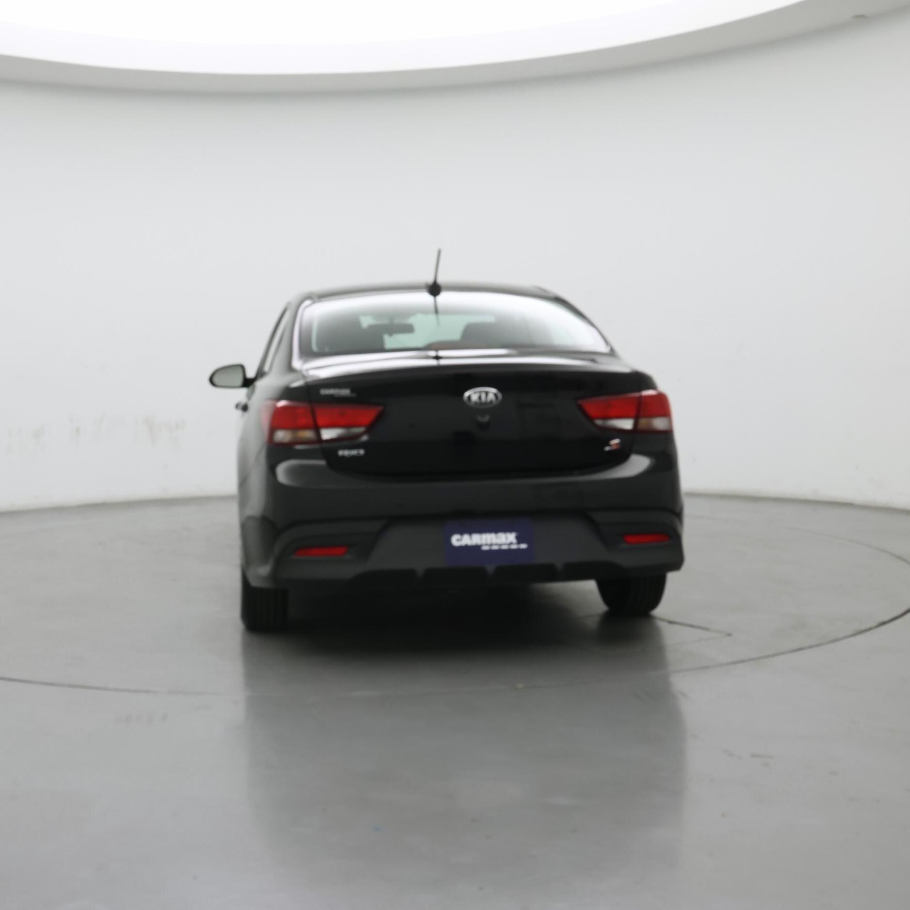 Thumbnail: 2019 Kia Rio - 6