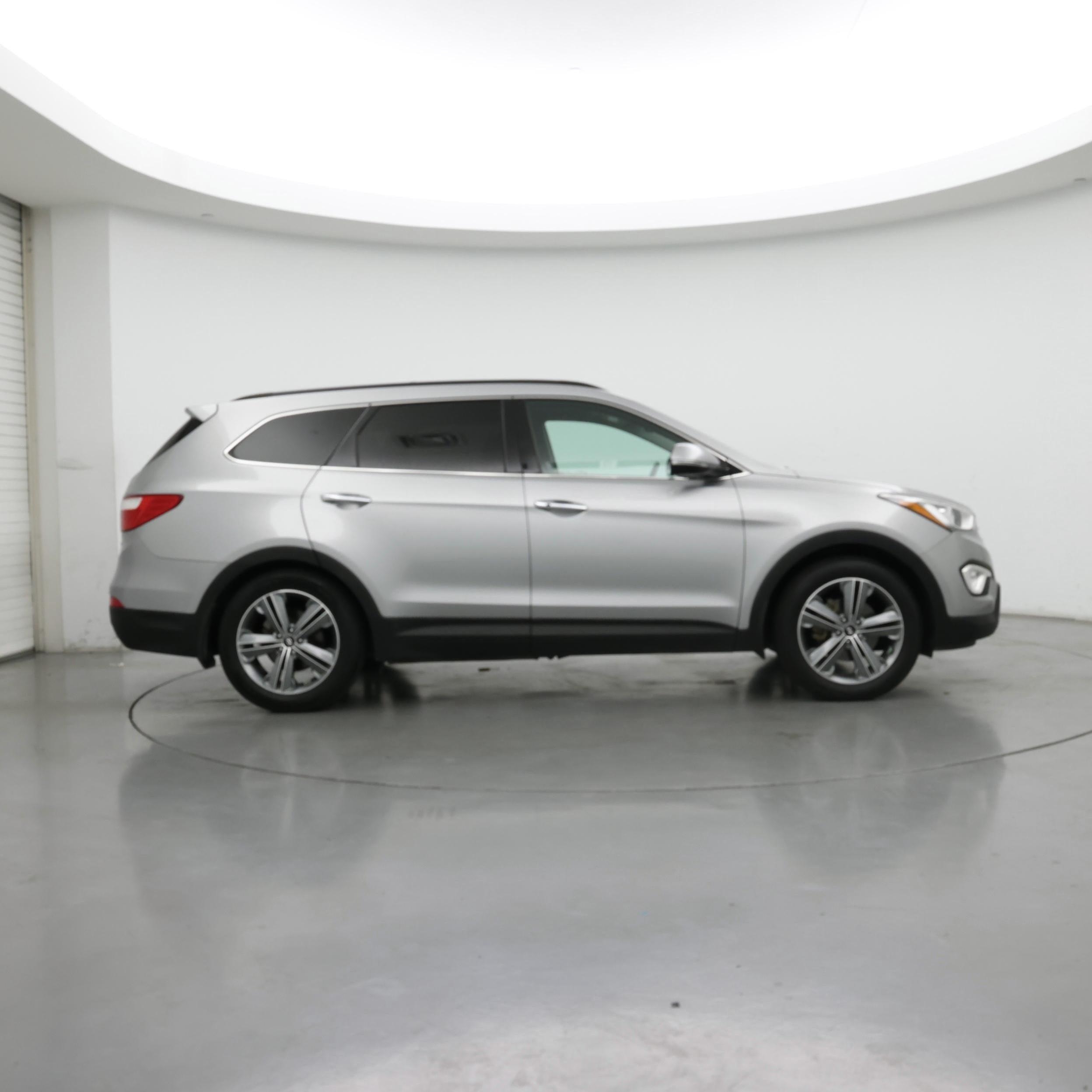 Thumbnail: 2016 Hyundai Santa Fe - 7