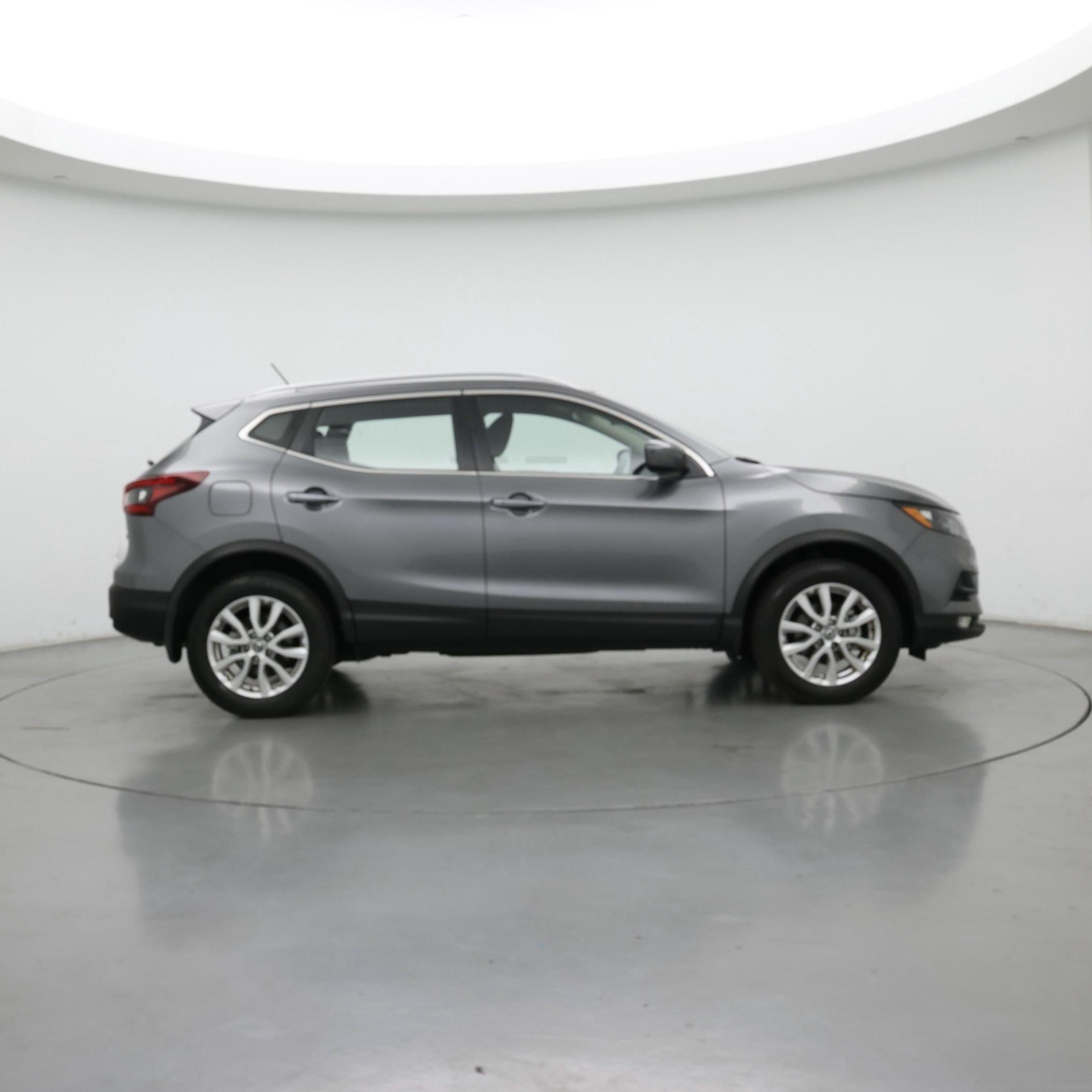 Thumbnail: 2021 Nissan Rogue Sport - 7