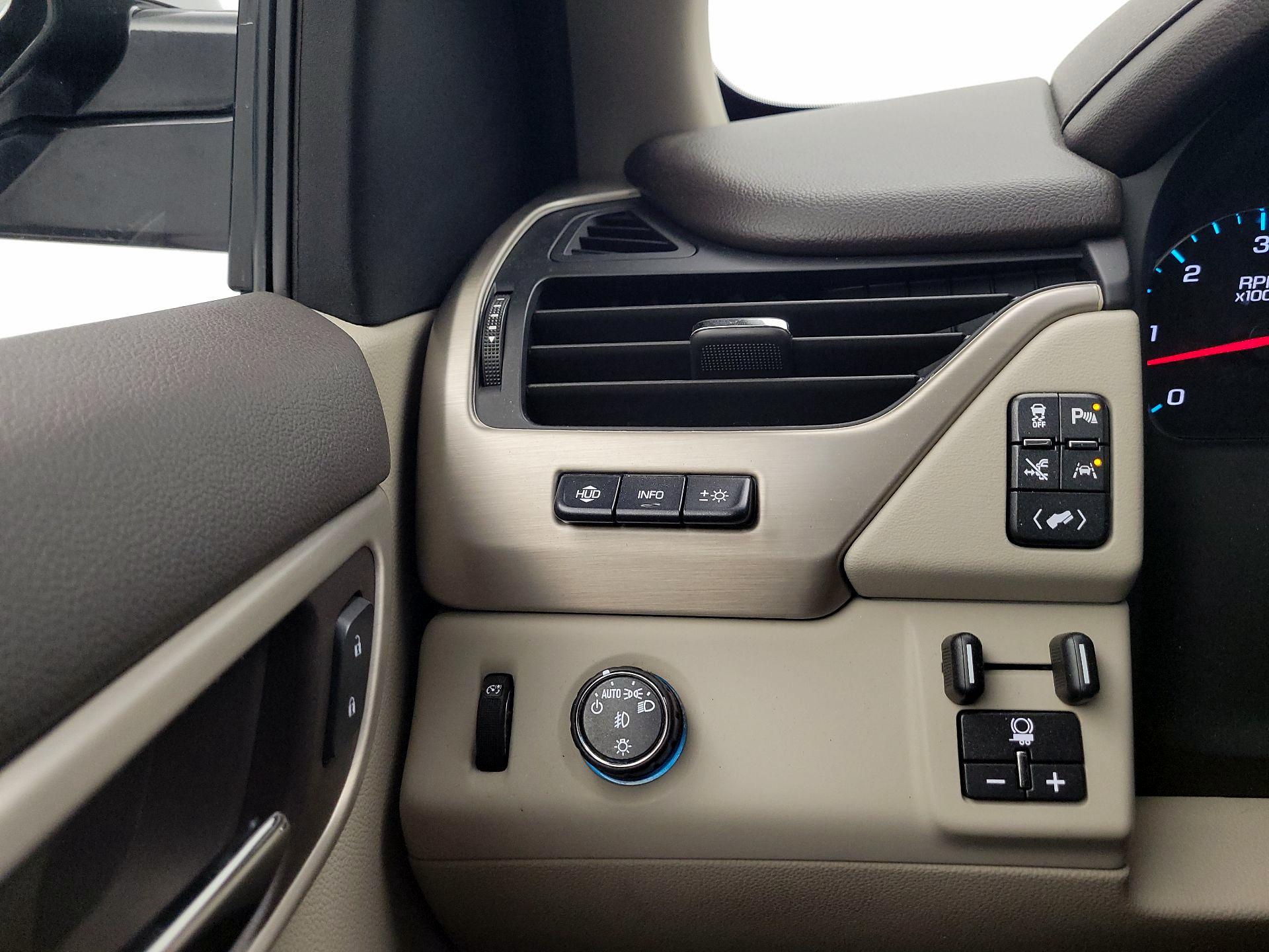 Thumbnail: 2017 GMC Yukon - 13