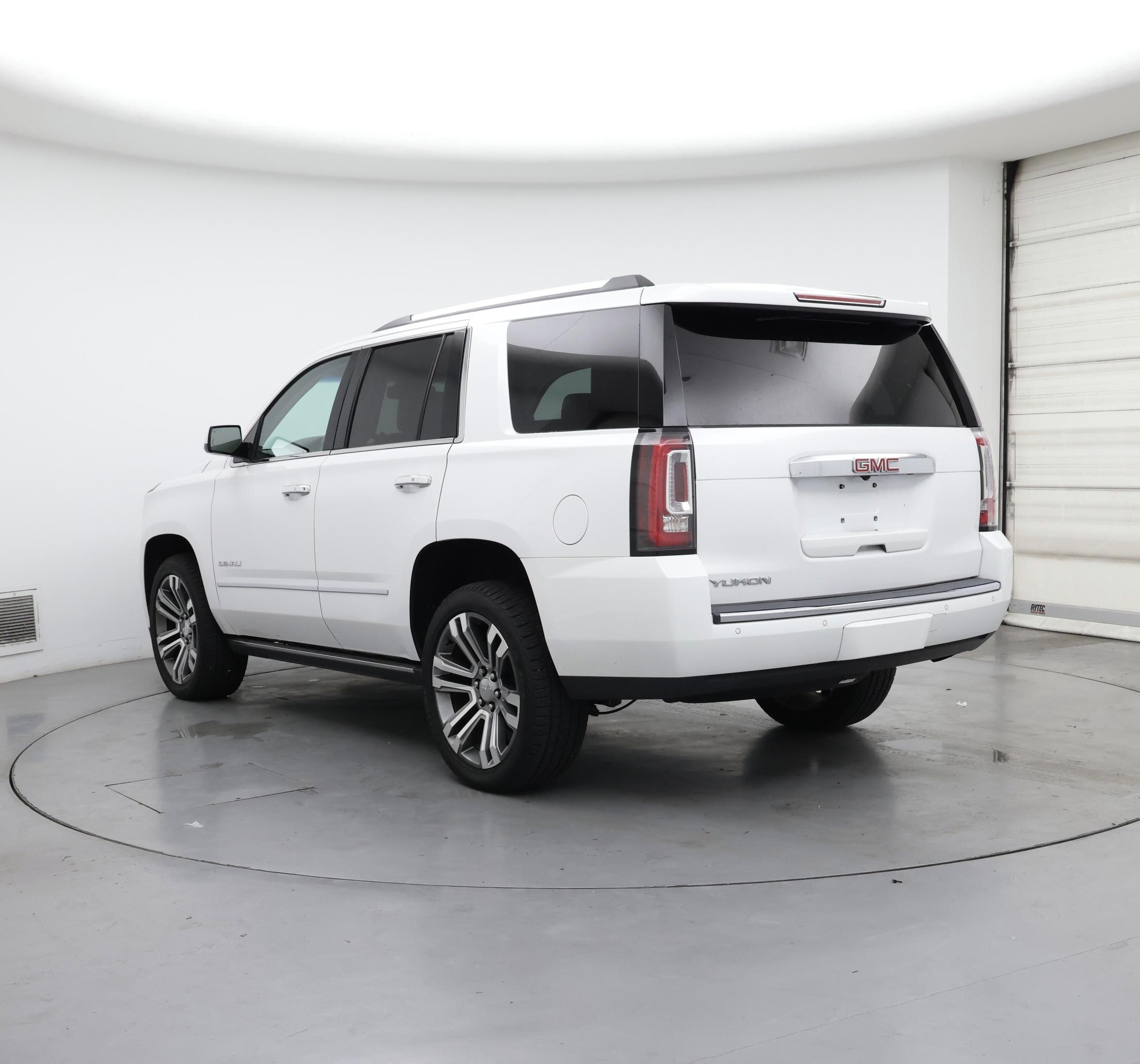 Thumbnail: 2017 GMC Yukon - 2