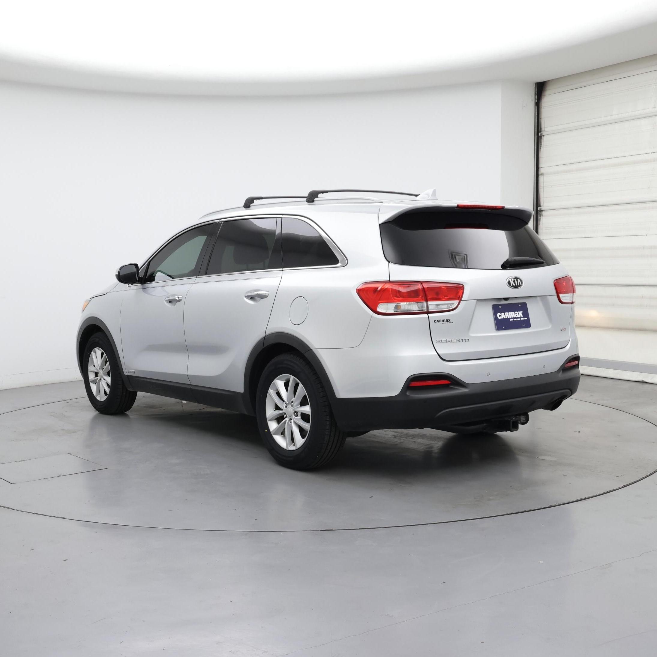Thumbnail: 2017 Kia Sorento - 2