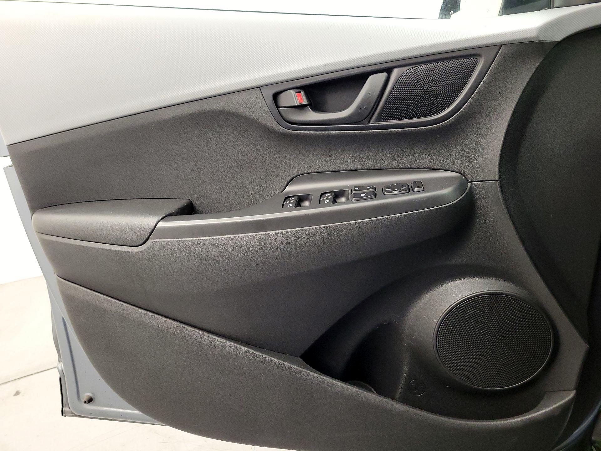 Thumbnail: 2019 Hyundai Kona - 12