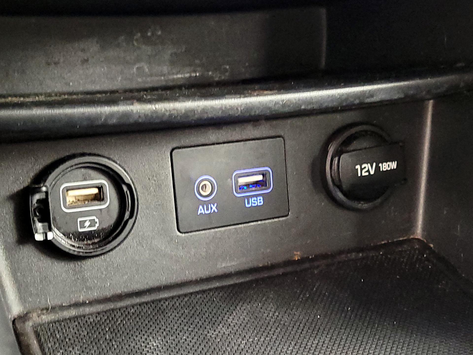 Thumbnail: 2019 Hyundai Kona - 18