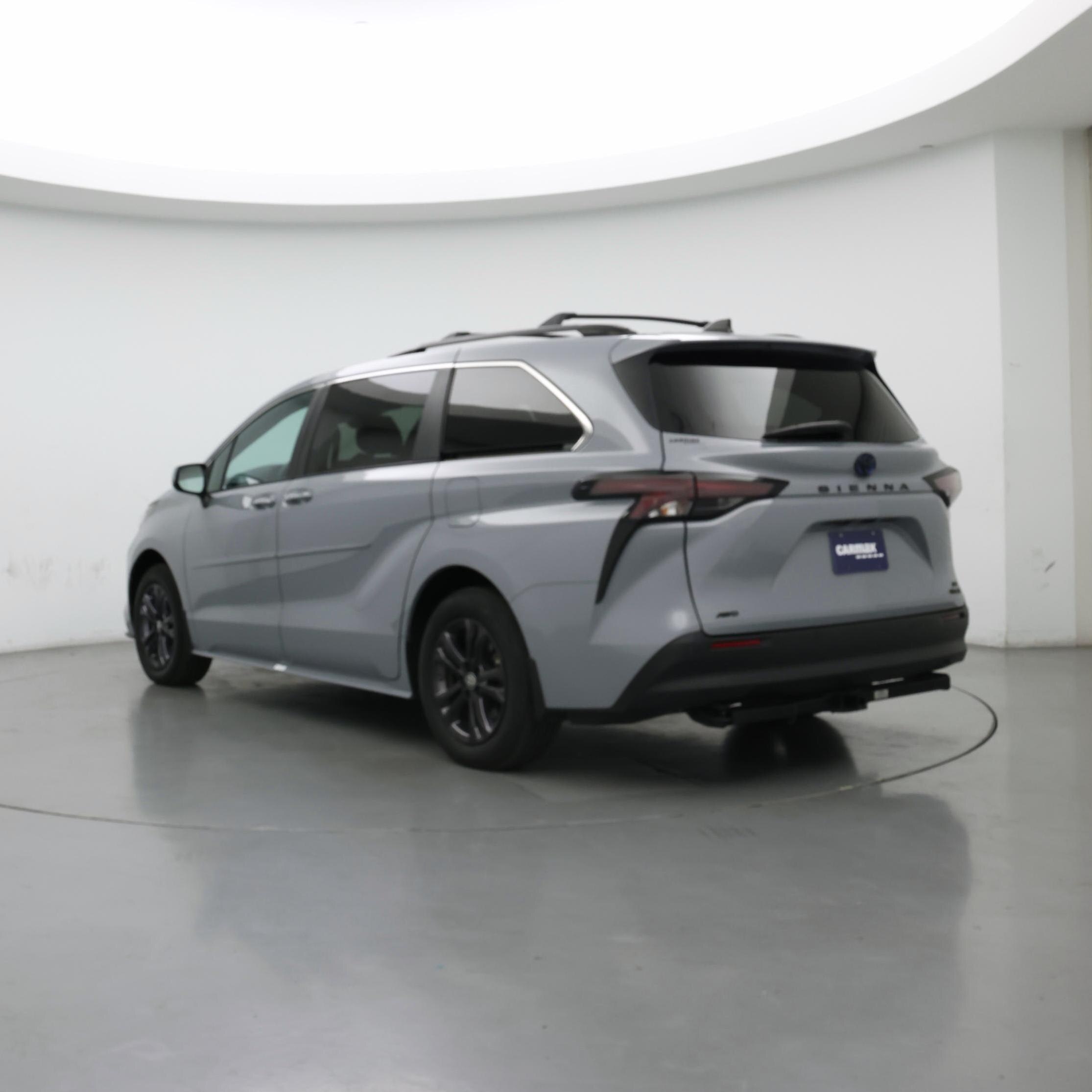 Thumbnail: 2024 Toyota Sienna - 2