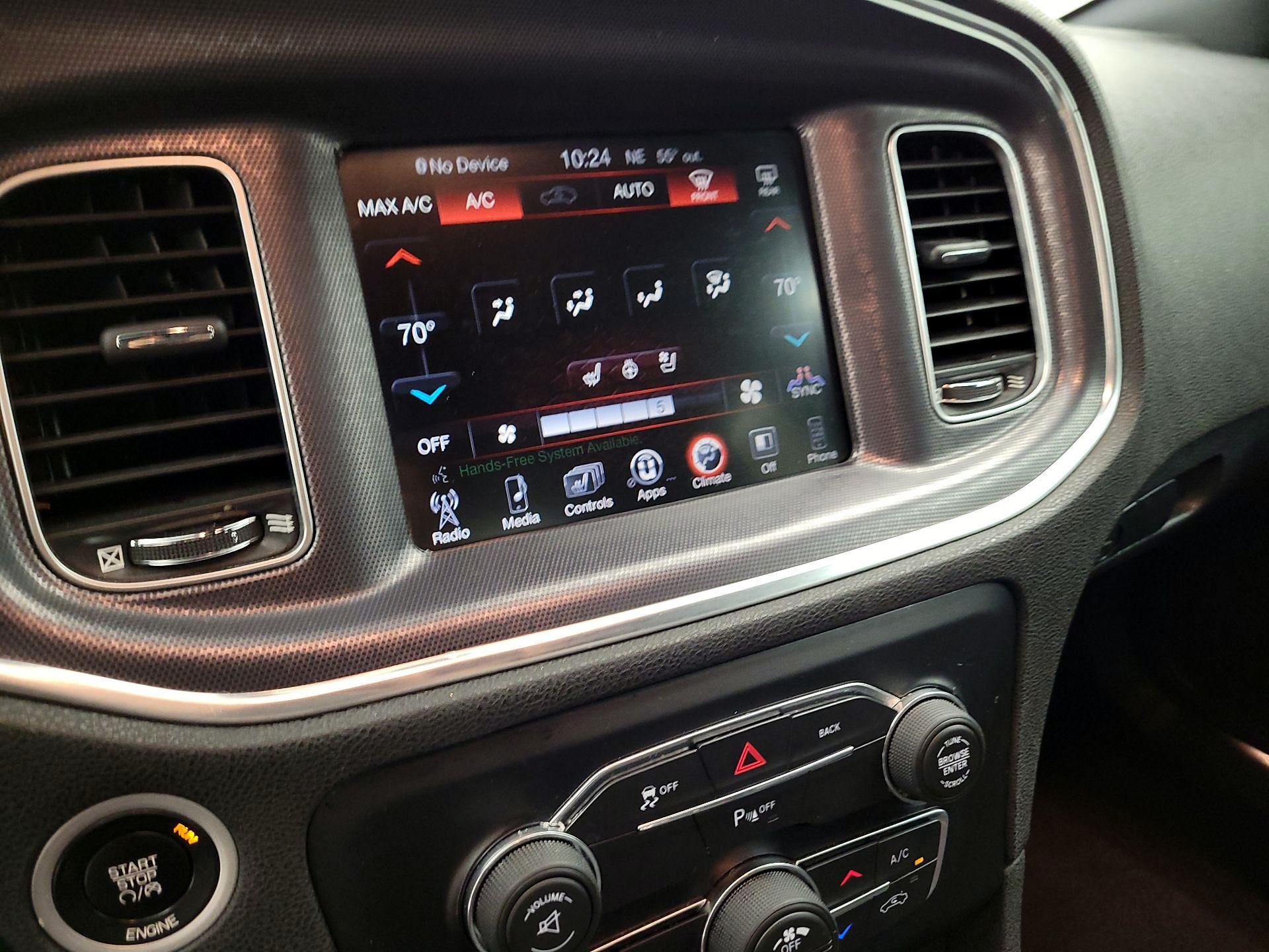 Thumbnail: 2016 Dodge Charger - 16