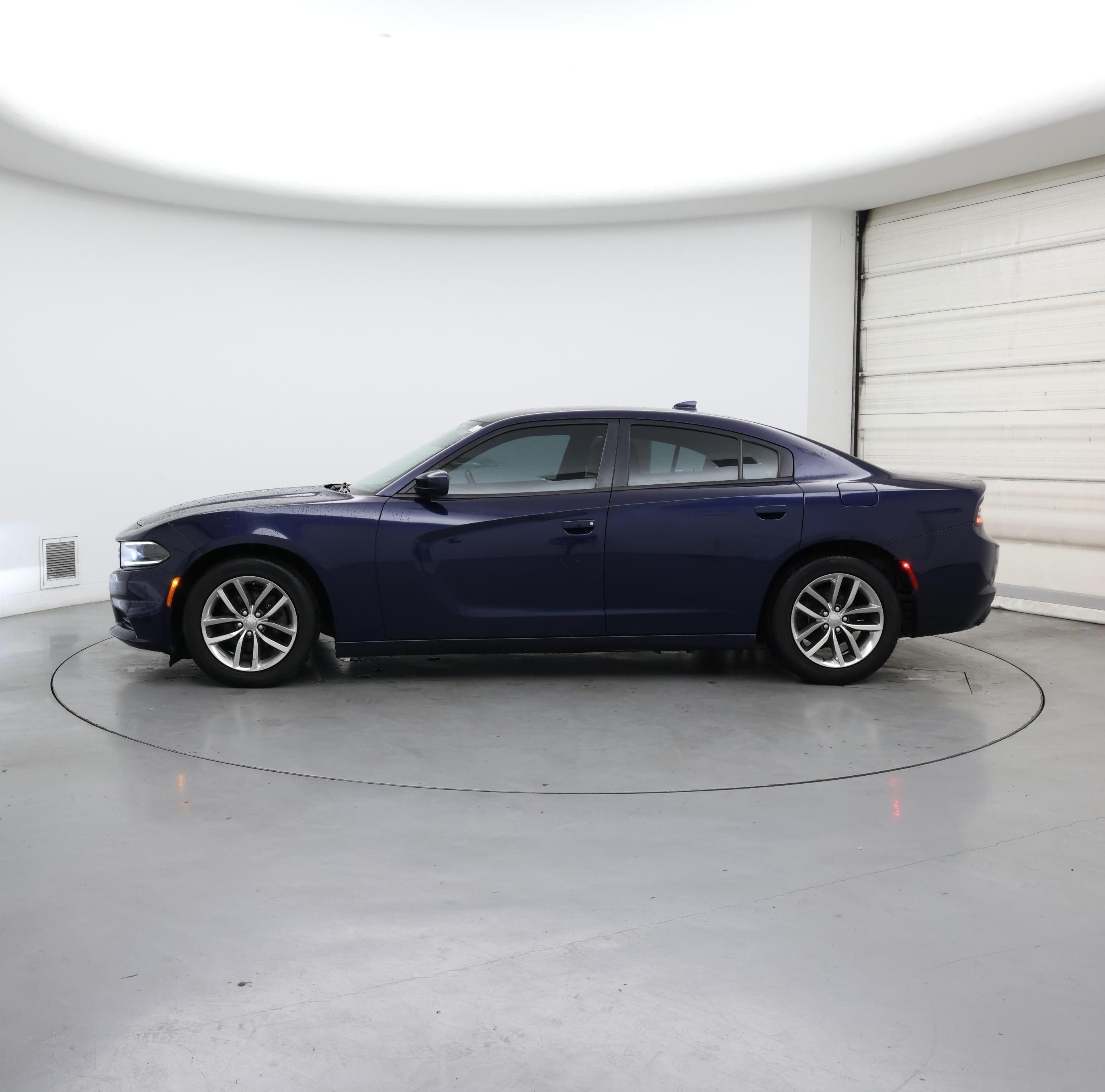 Thumbnail: 2016 Dodge Charger - 3