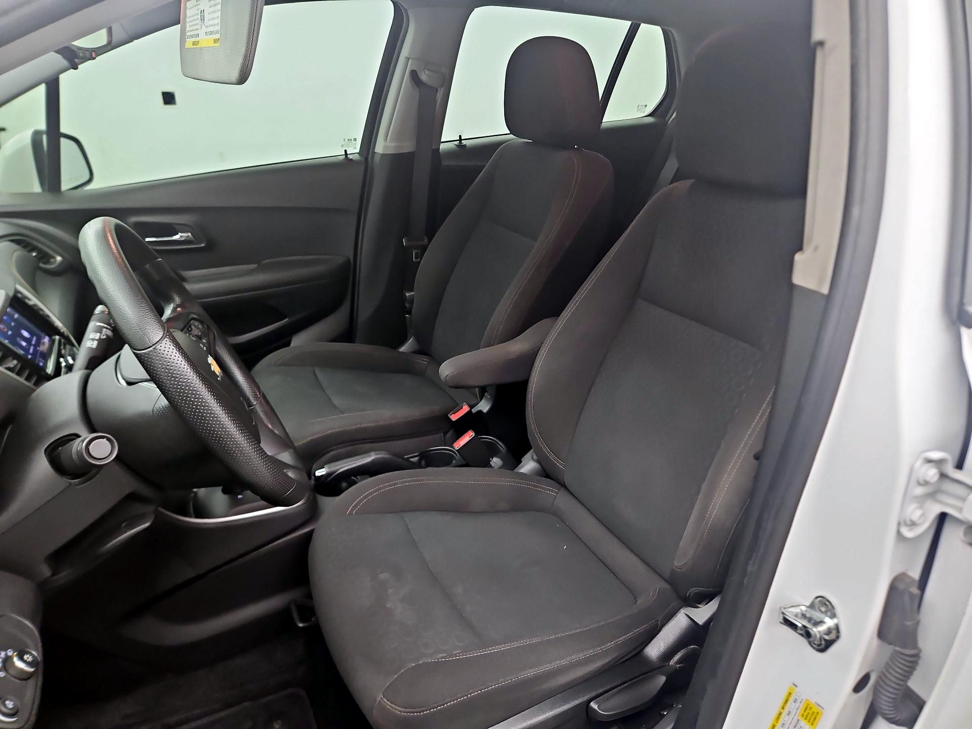 Thumbnail: 2020 Chevrolet Trax - 11