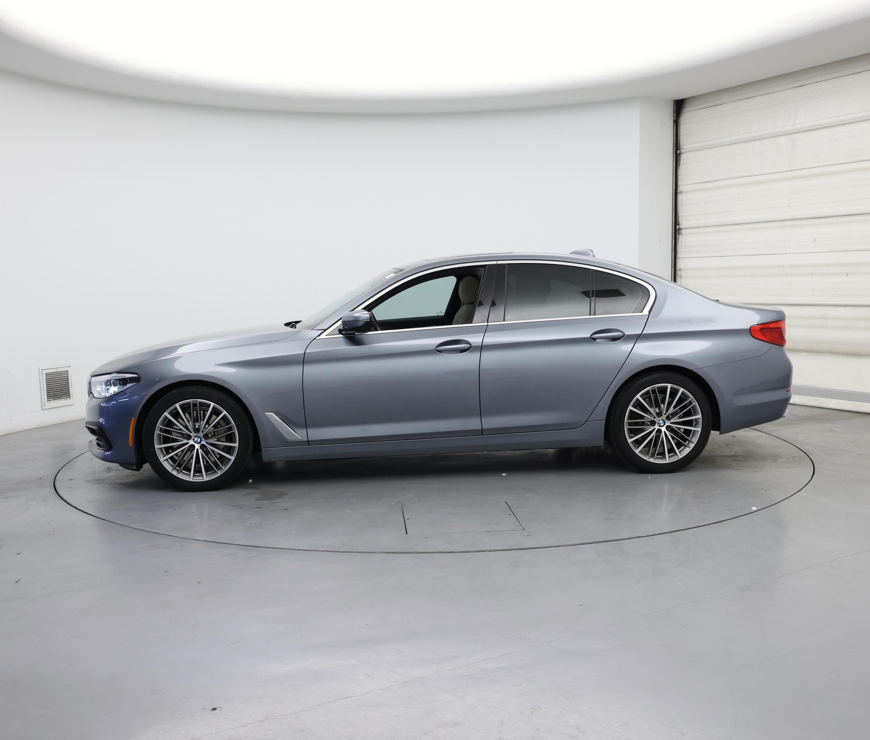 Thumbnail: 2019 BMW 5 Series - 3
